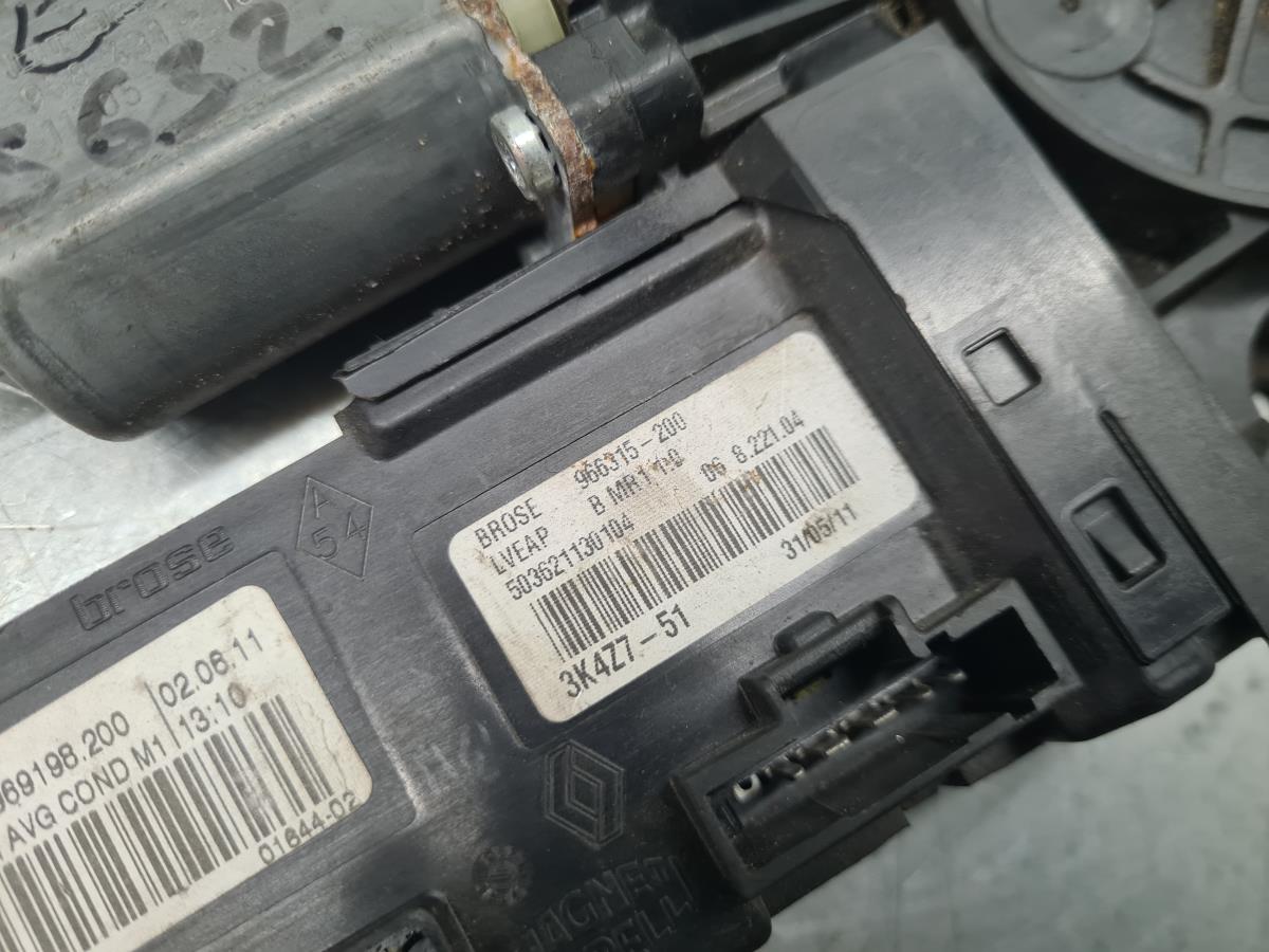 Moteur lève-vitre avant gauche RENAULT Megane III (BZ0_) Imagem-4