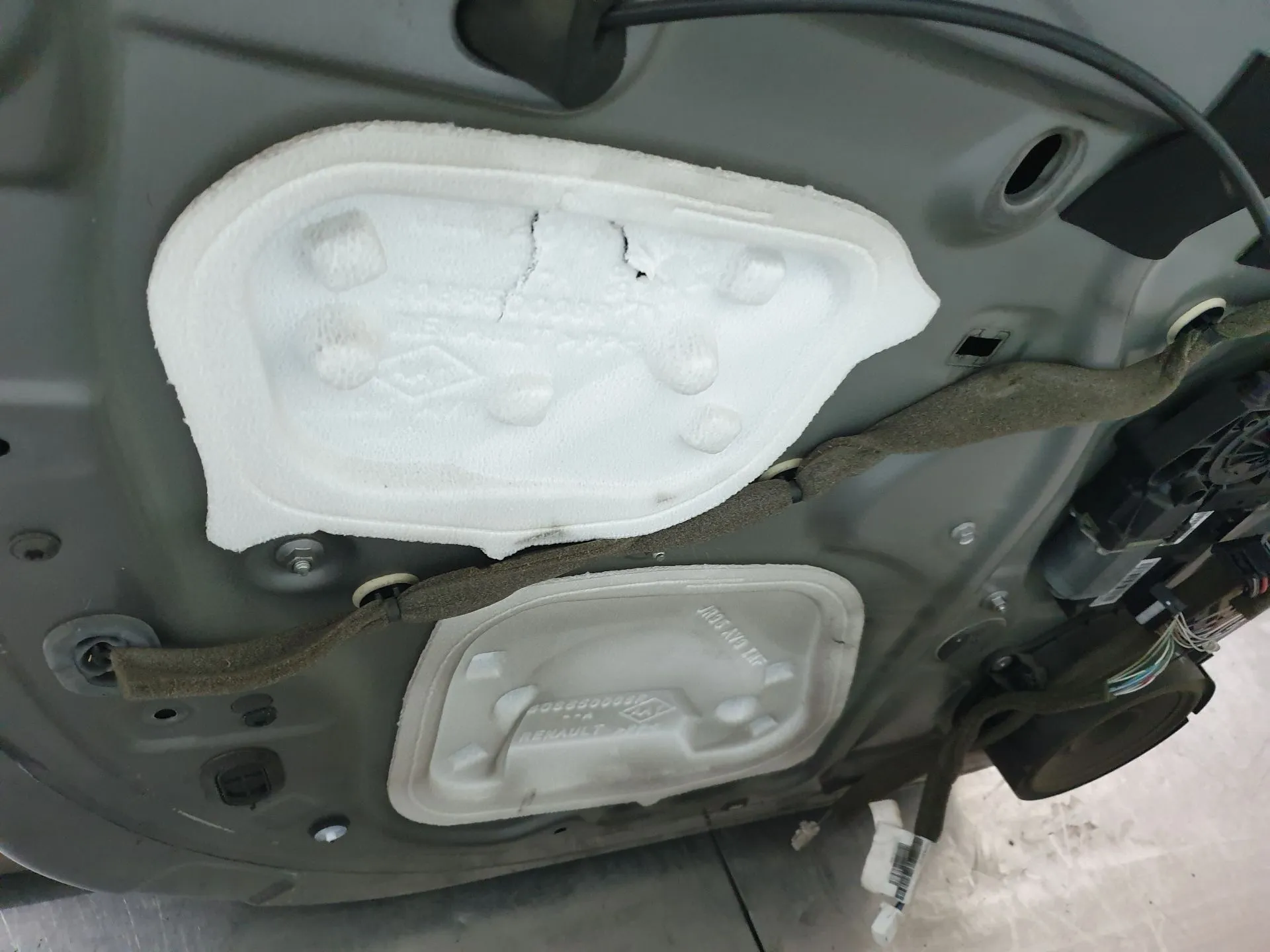 Lève-vitre avant gauche RENAULT Grand Scénic III (JZ0/1_)