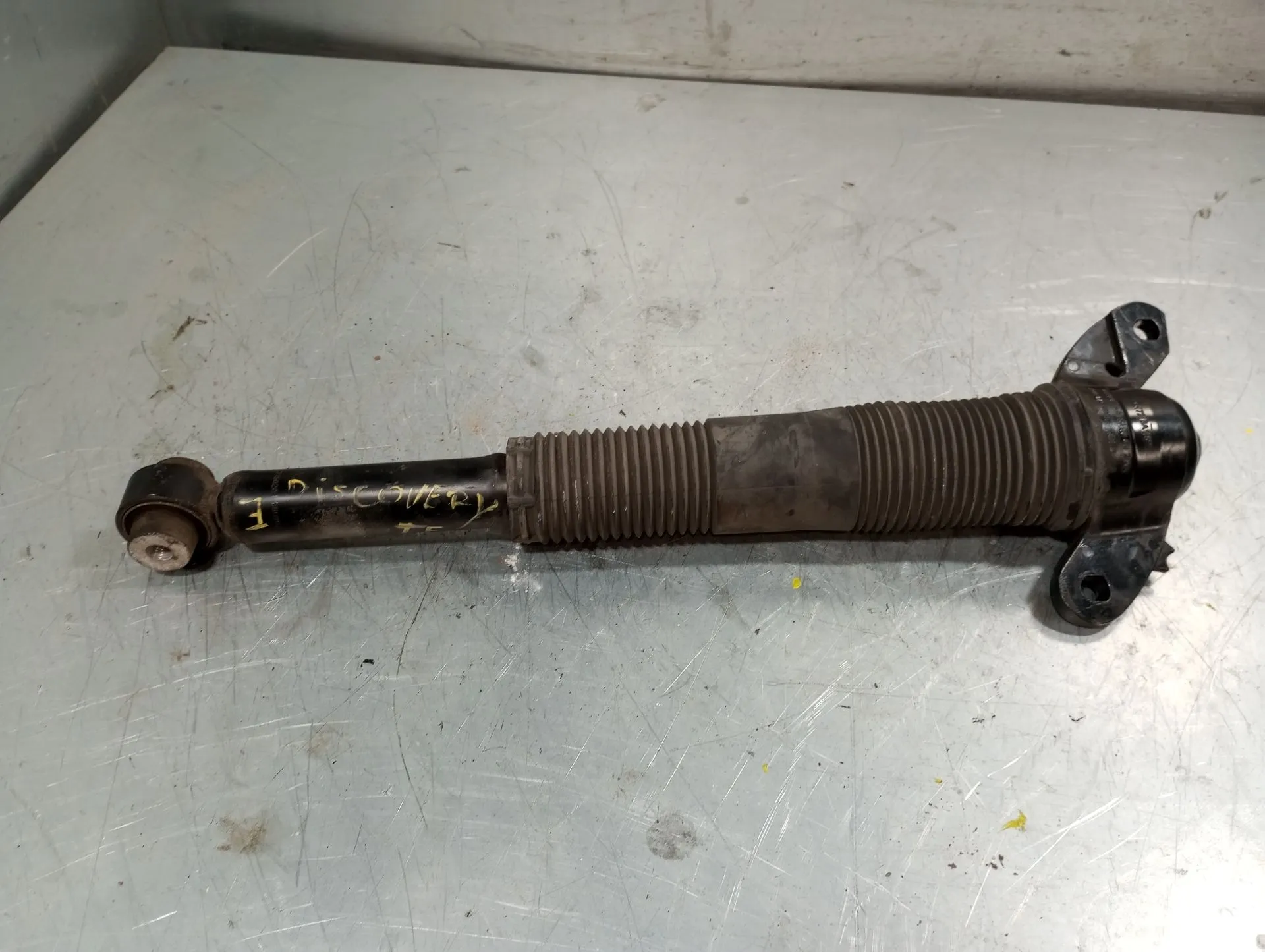 Amortiguador Trasero Izquierdo LAND ROVER Discovery Sport (L550)