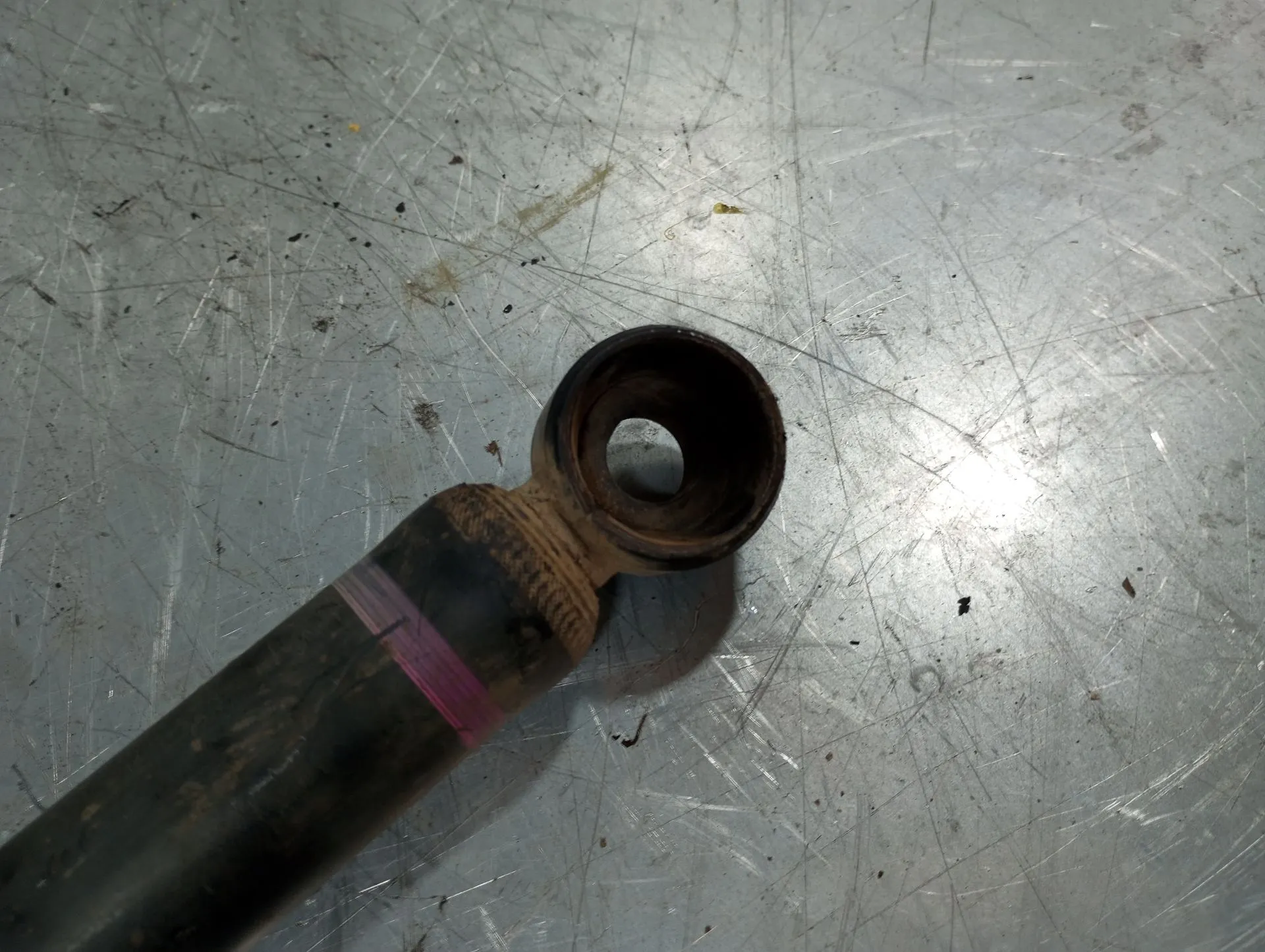 Amortecedor trás esquerdo TOYOTA Hilux VII Pick Up (_N1_, _N2_, _N3_) Imagem-2