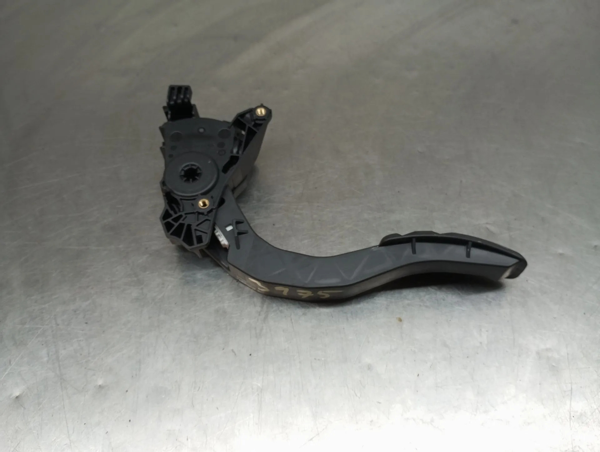 Pedal do acelerador RENAULT Captur II Imagem-1