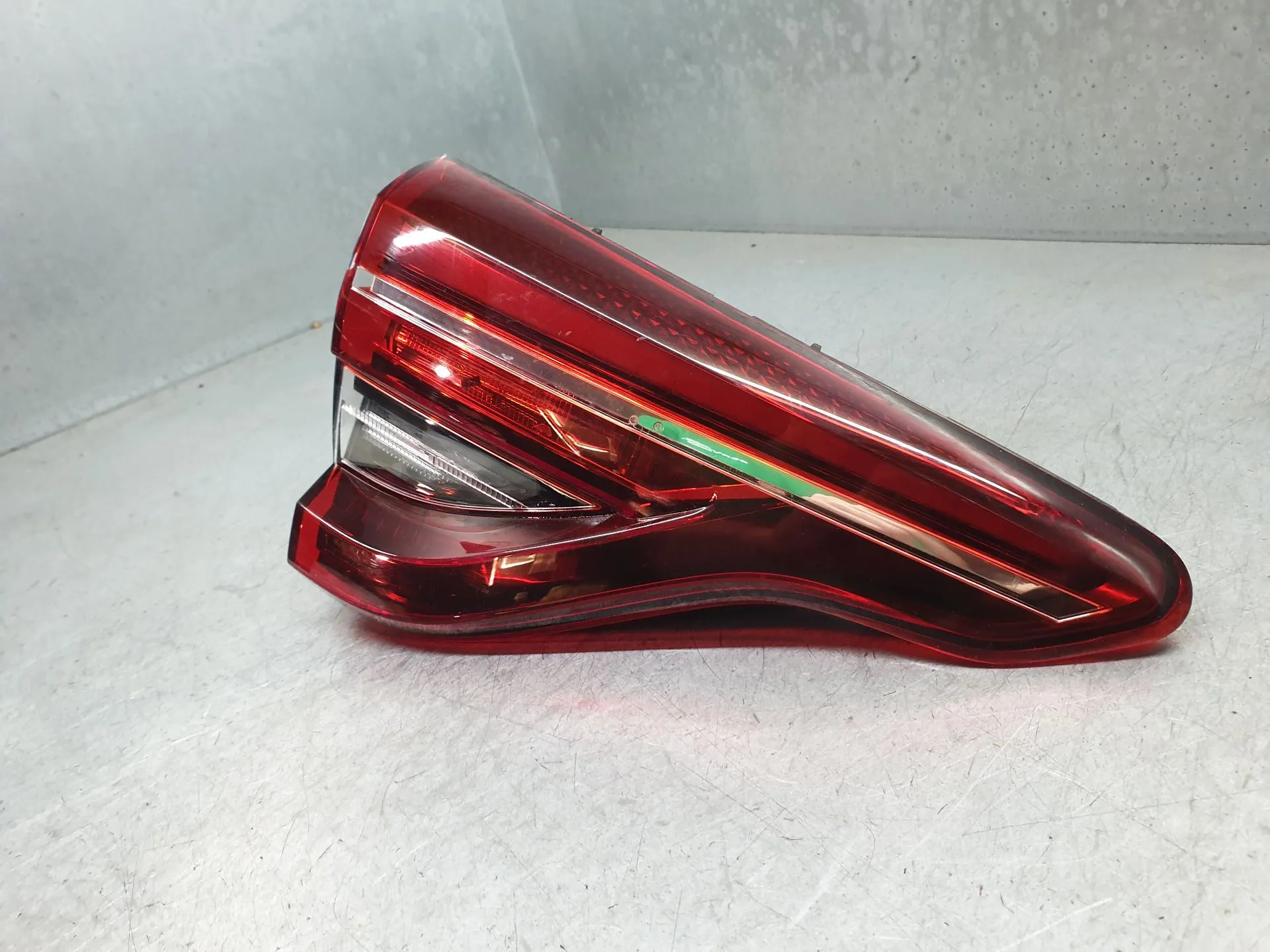 Left Tailgate light  RENAULT Clio V (BF_) Imagem-2
