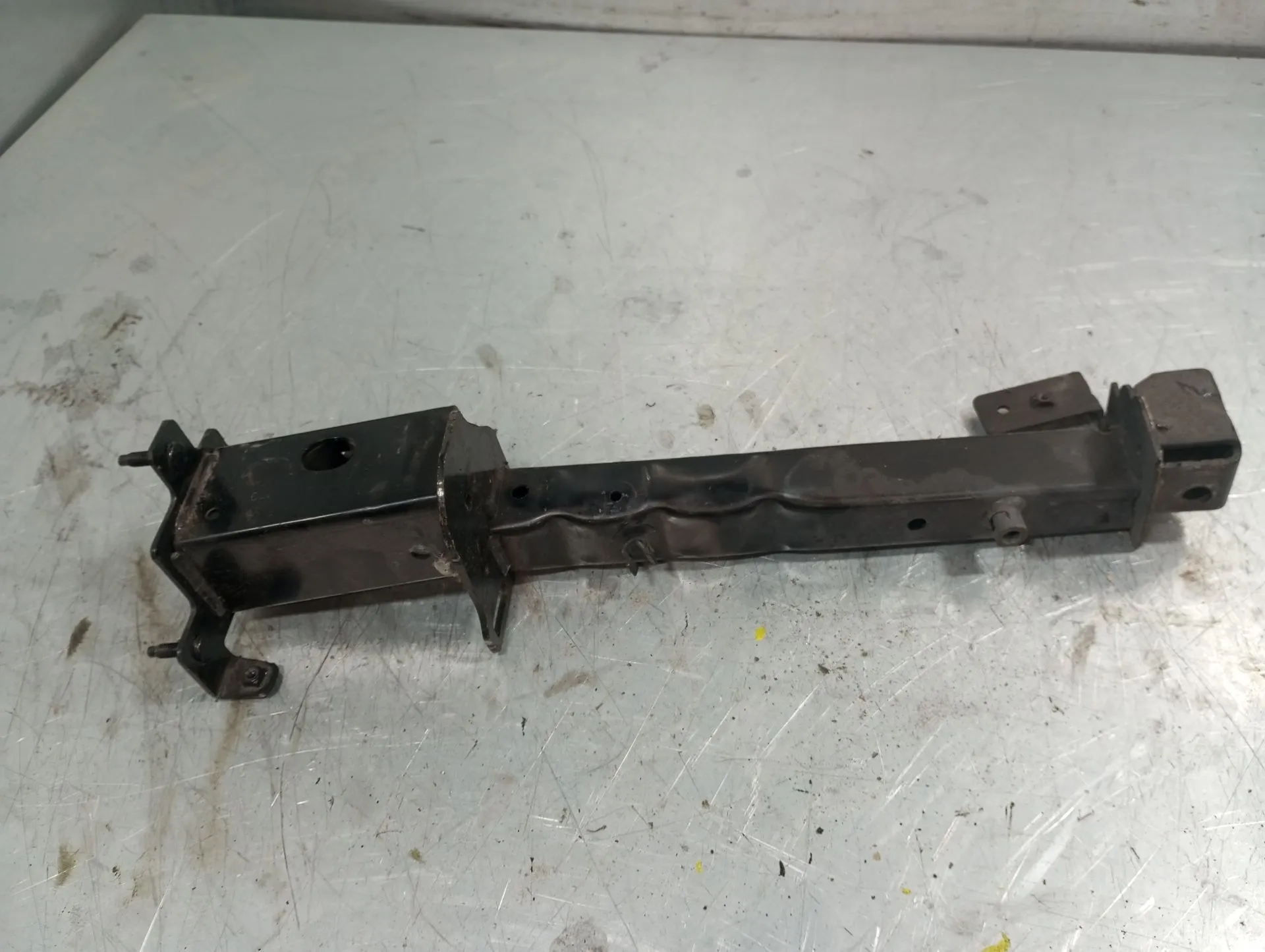 Soporte genérico RENAULT Megane IV (B9A/M_) Imagem-1