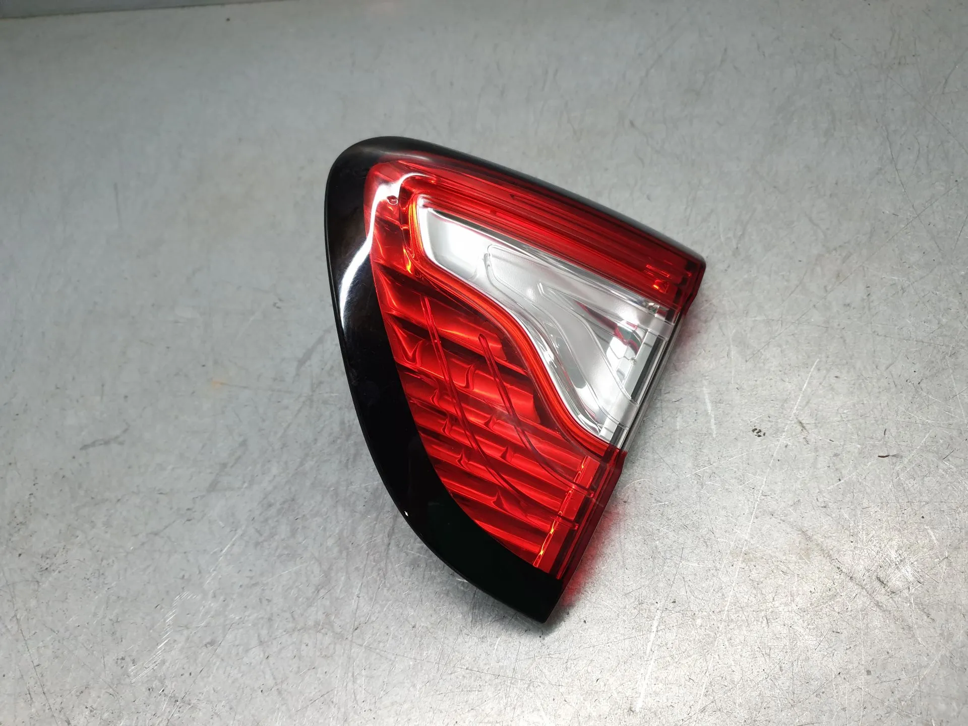 Réflecteur hayon Droite RENAULT Captur (J5_)