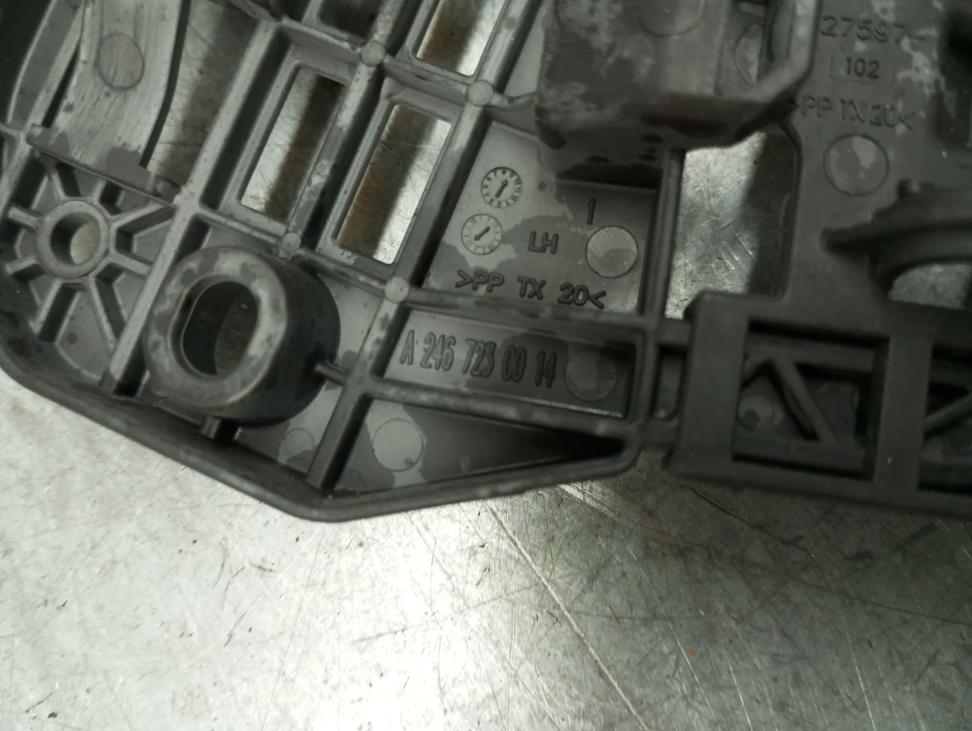 Fechadura / fecho porta frente esquerdo MERCEDES-BENZ CLA Shooting Brake (X117) Imagem-3