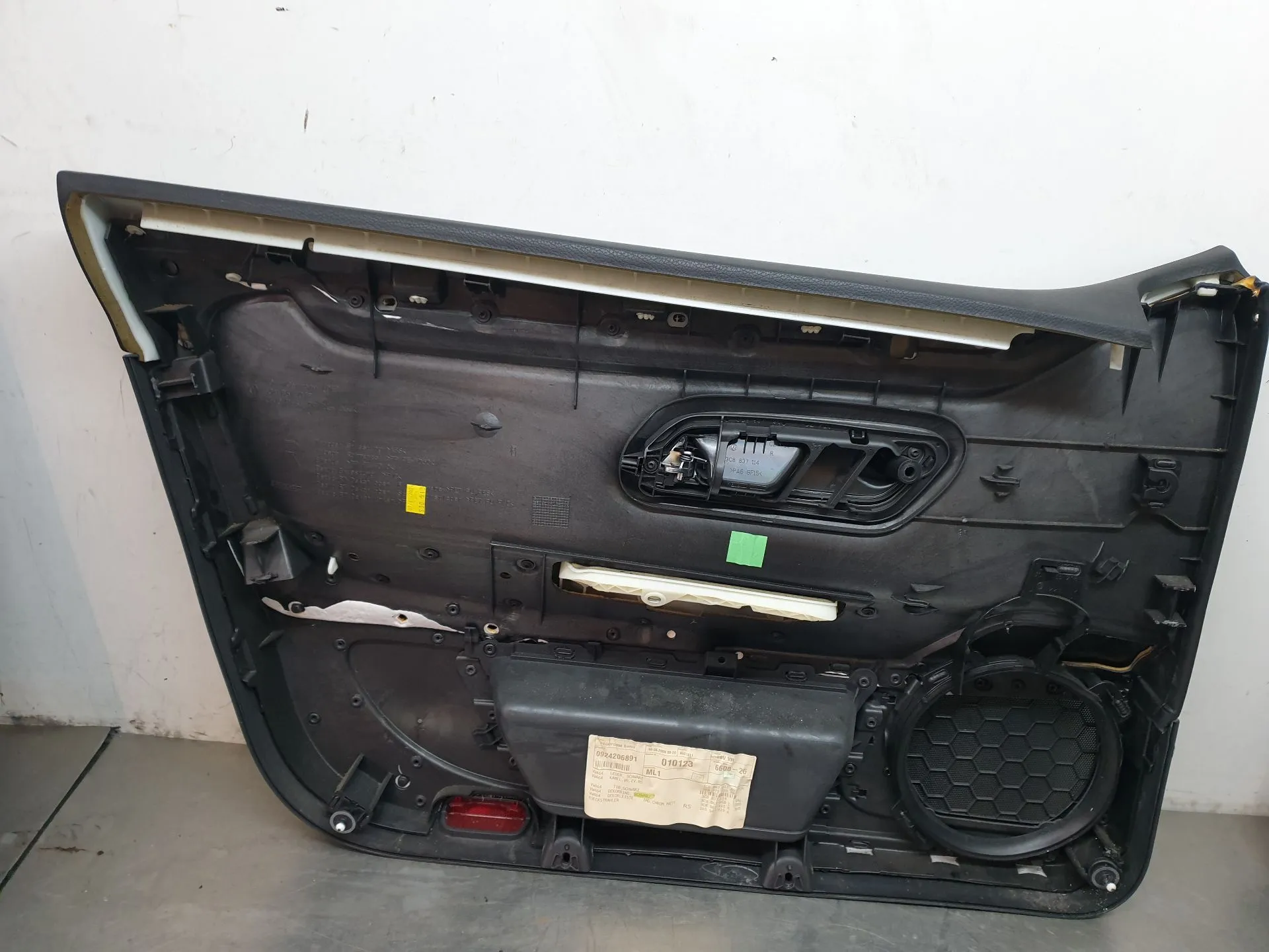 Revestimiento interior de puerta delantero derecho VOLKSWAGEN Passat CC (357) Imagem-1