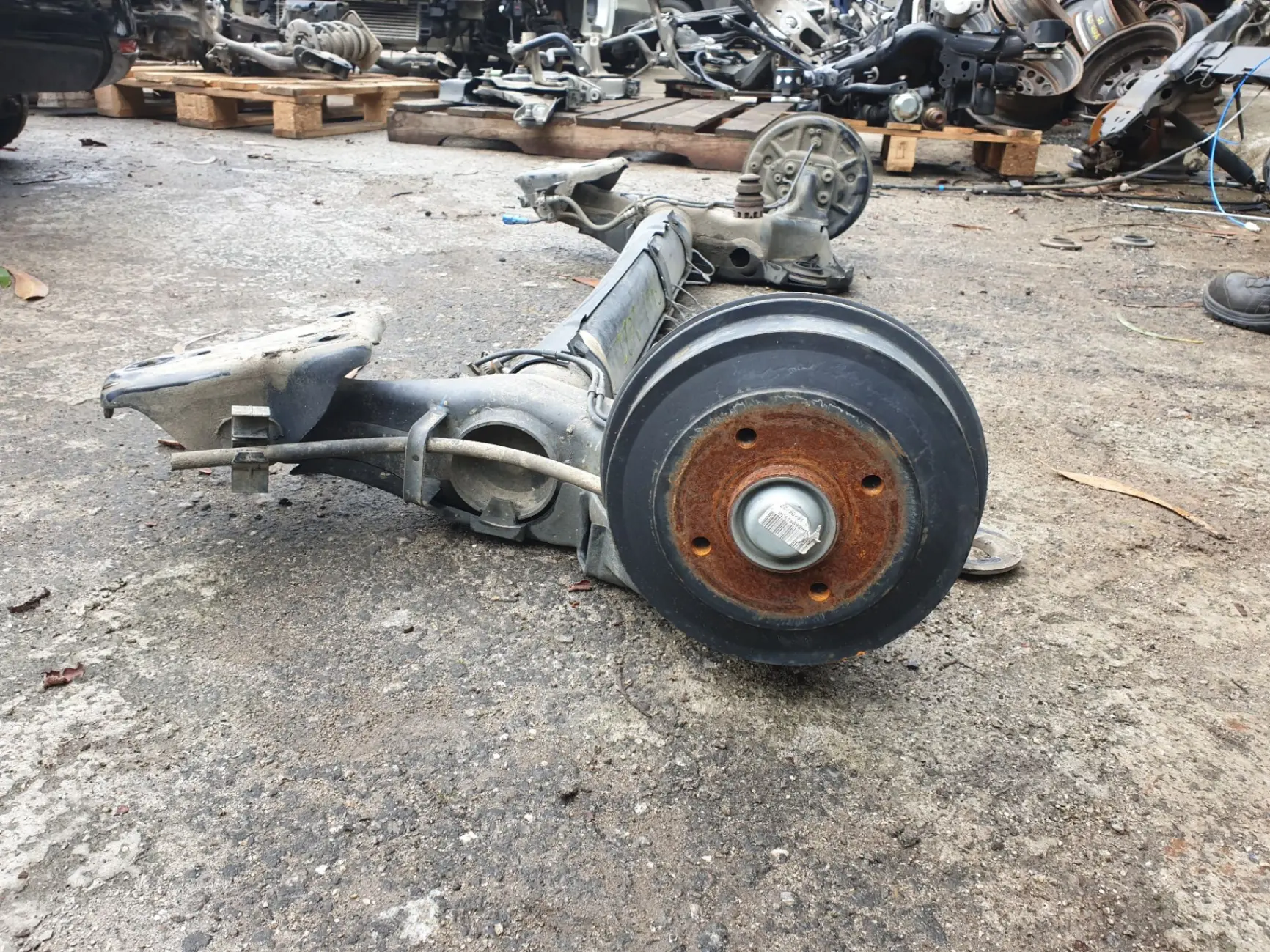 Eje trasero con discos PEUGEOT 208 Imagem-2