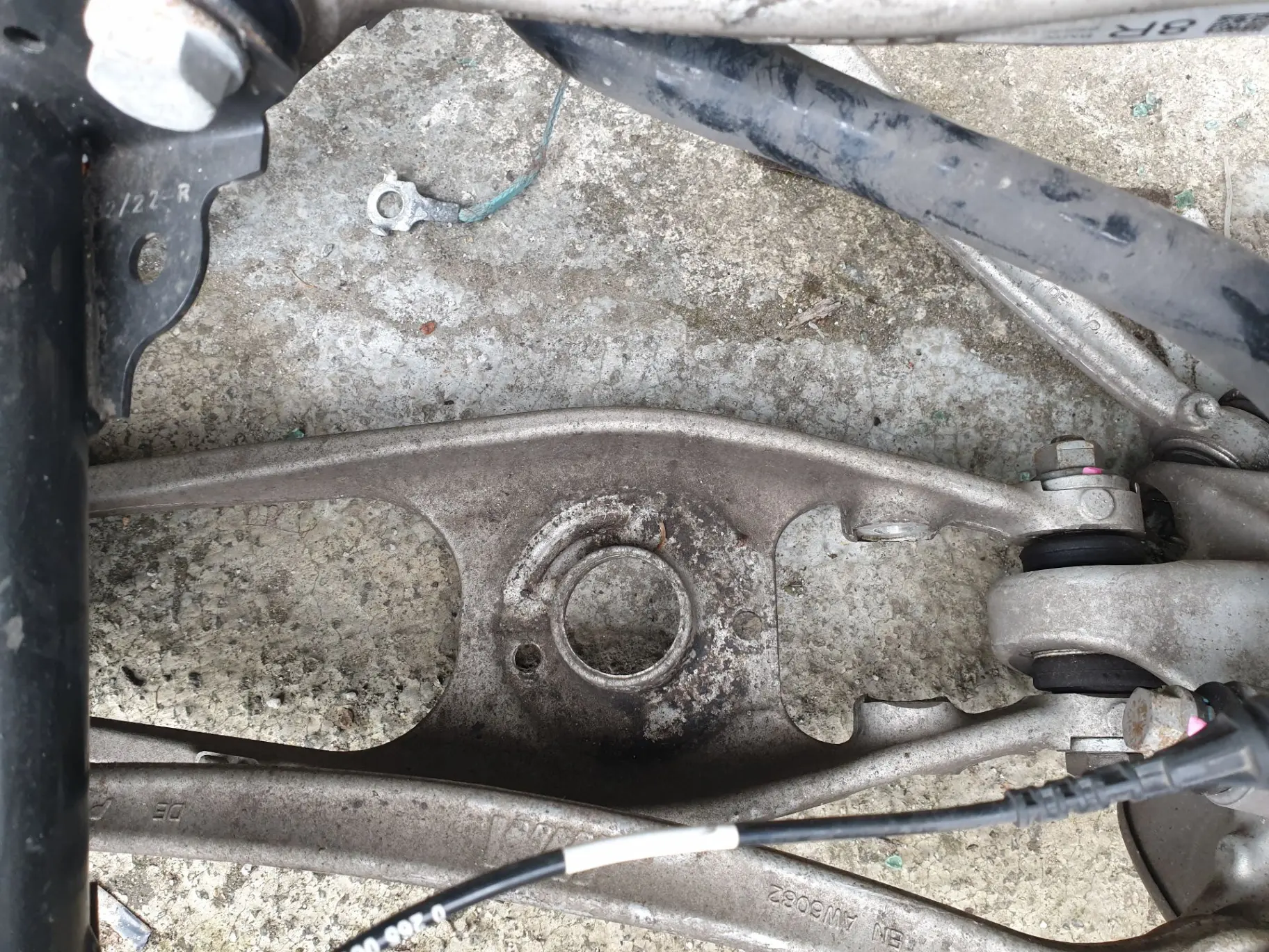 Braccio di sospensione posteriore destro BMW 4 Coupé (G22, G82)