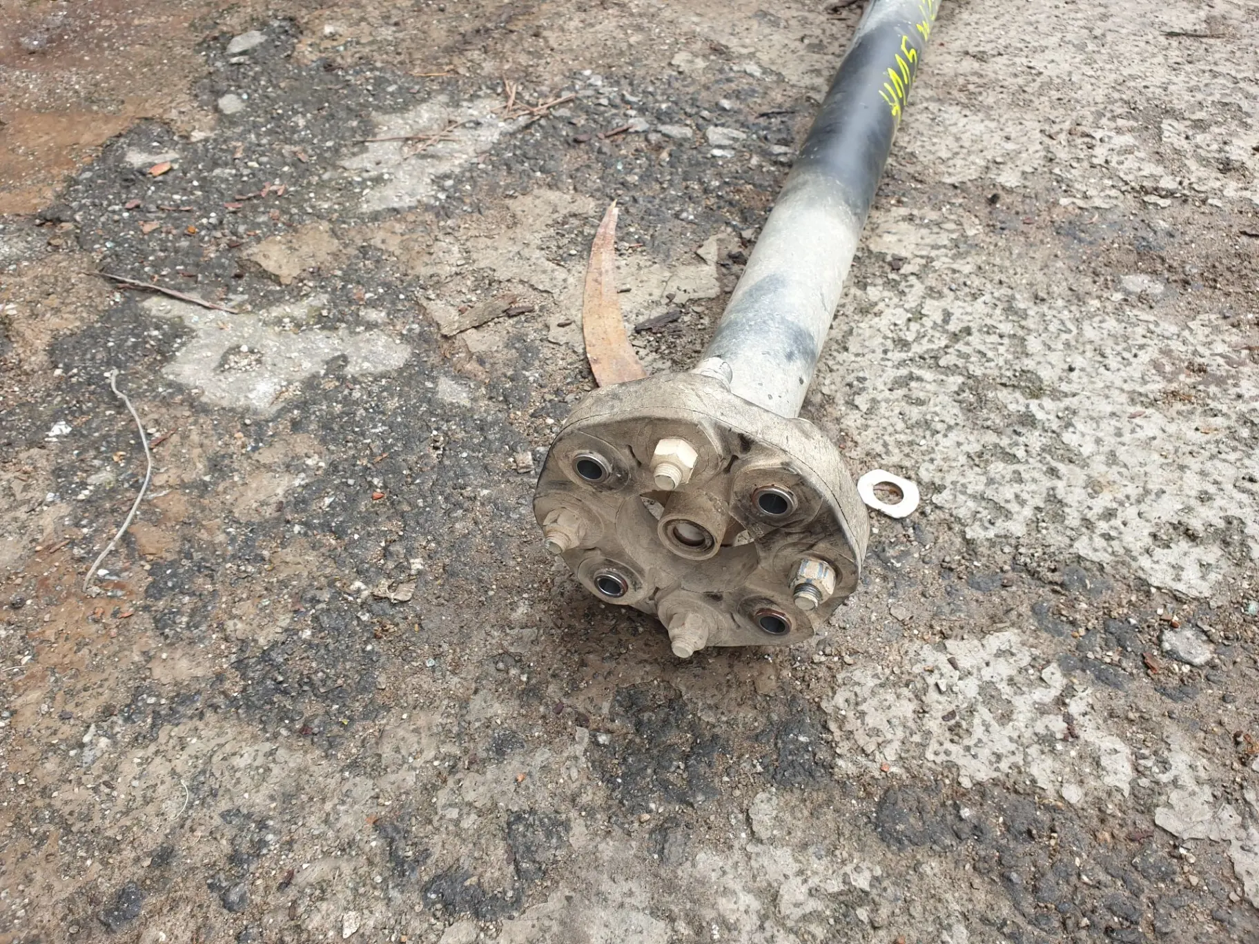 Central driveshaft MERCEDES-BENZ Classe E (W212) Imagem-1