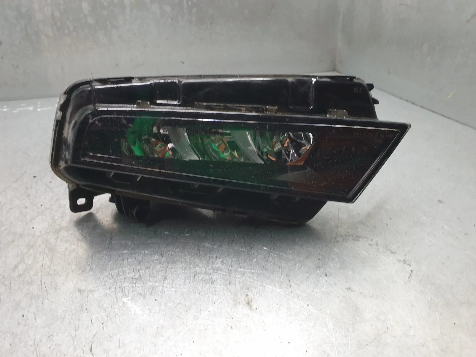 Lumière diurne Droite SEAT Leon ST (5F8)