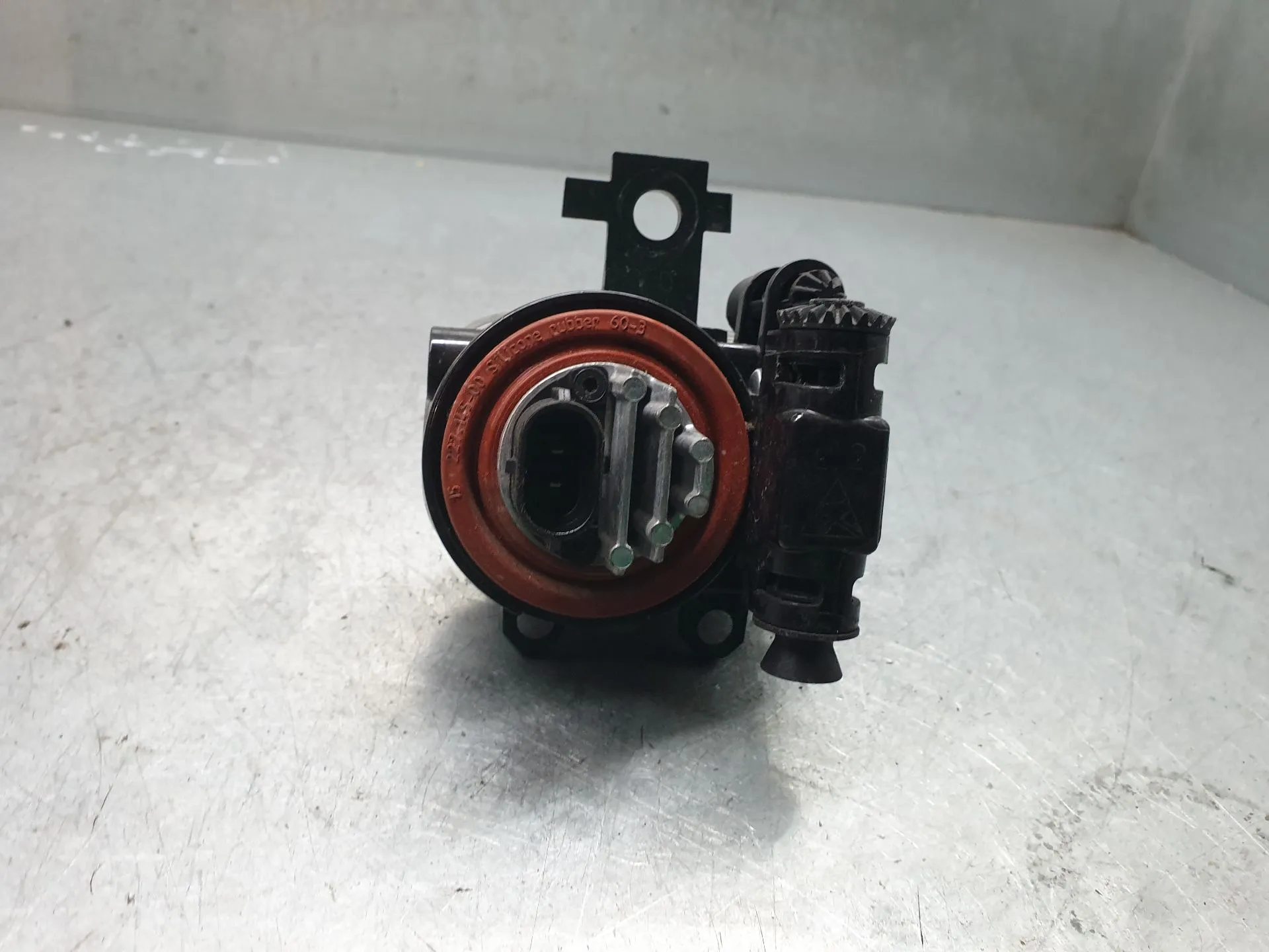 Feu antibrouillard Avant Gauche RENAULT Megane IV (B9A/M_) Imagem-1