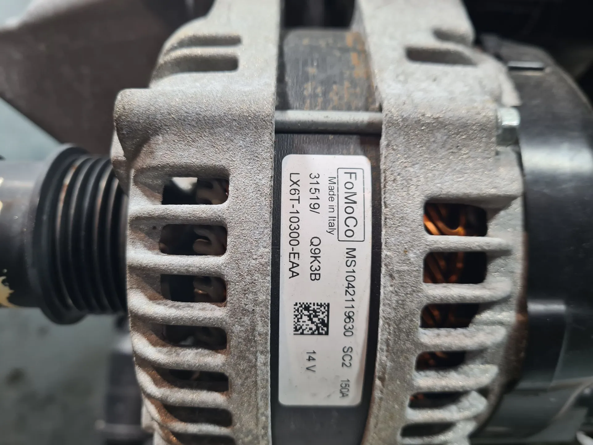 Alternador FORD Fiesta VII (HJ, HF) Imagem-1