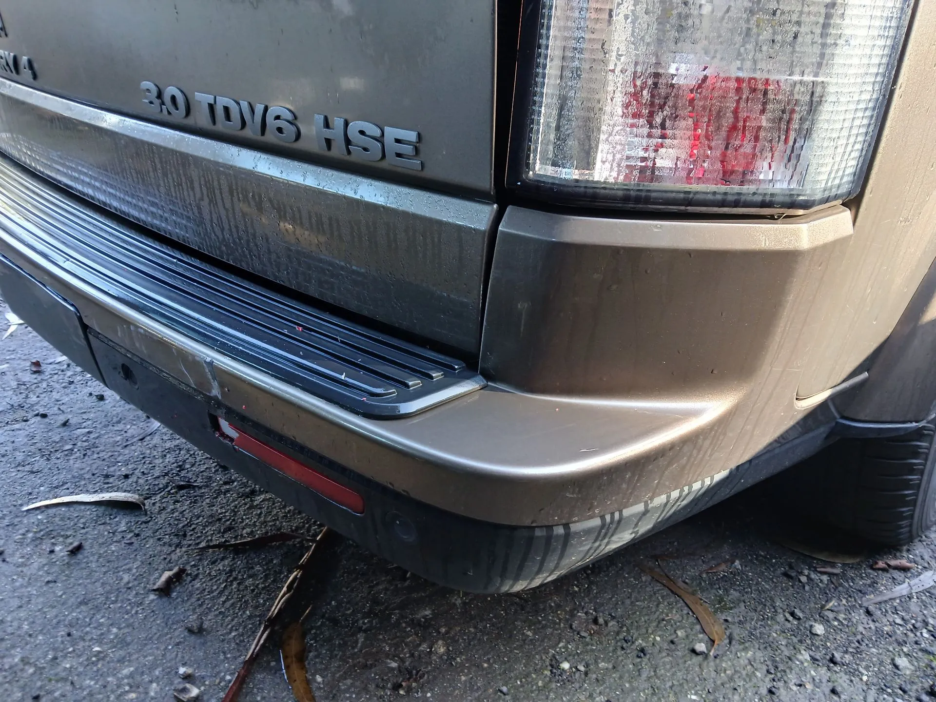 Parachoques Trasero LAND ROVER Discovery IV (L319) Imagem-4