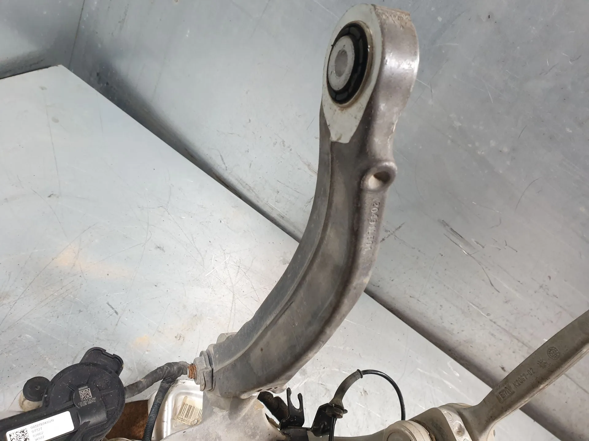 Left rear suspension arm ALFA ROMEO Stelvio (949_) Imagem-1