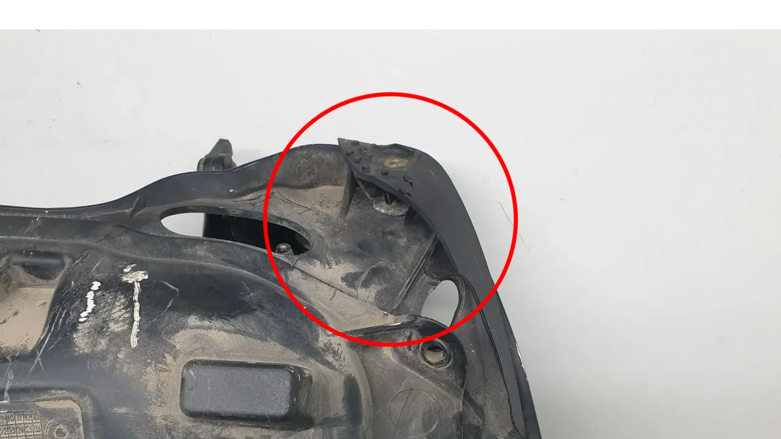 Portón trasero LAND ROVER Discovery V (L462) Imagem-10