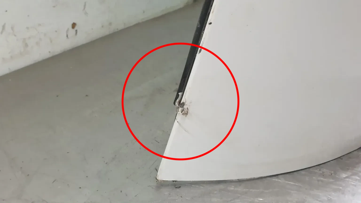 Portón trasero LAND ROVER Discovery V (L462) Imagem-15