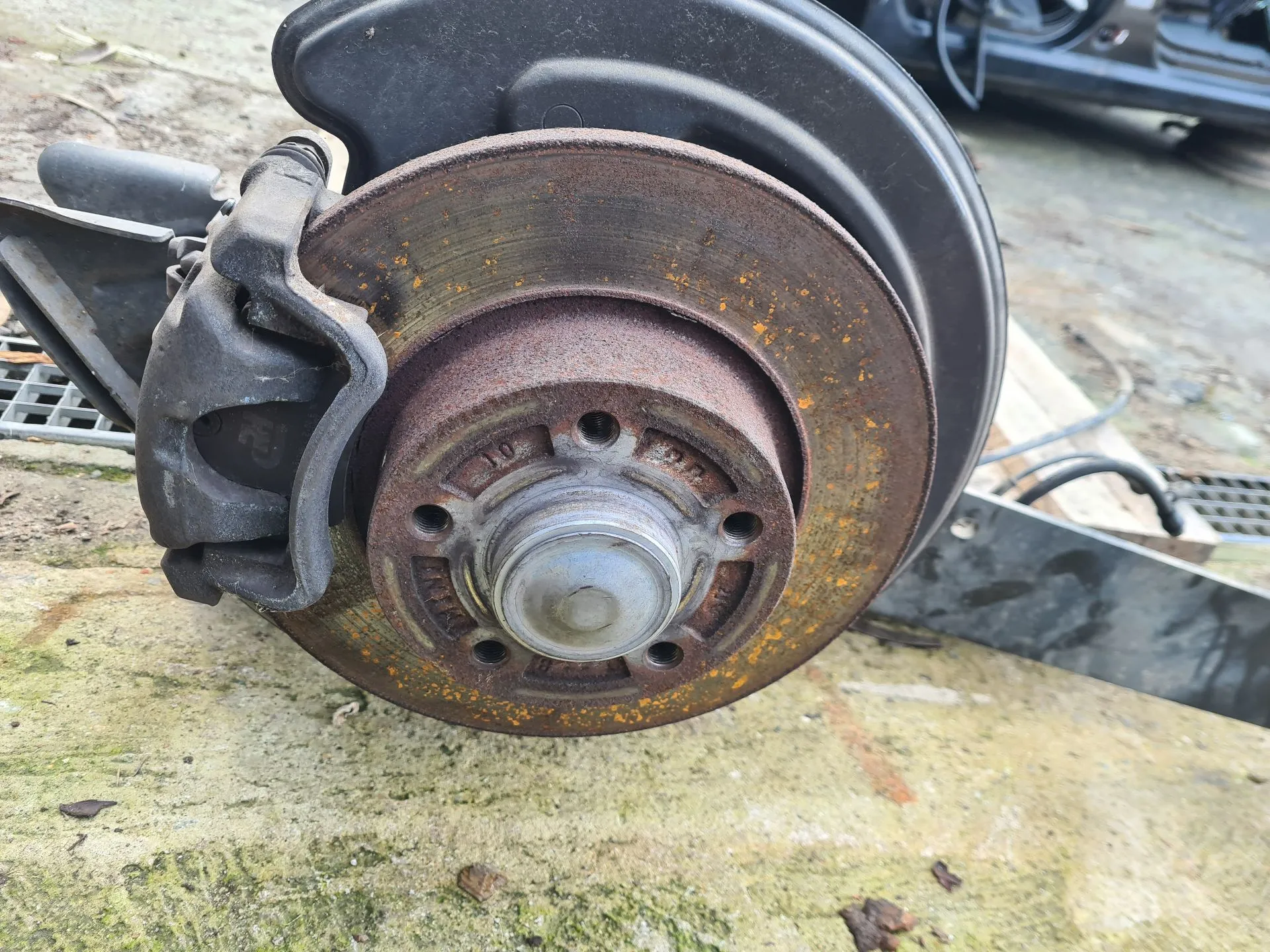 Rear axle with discs RENAULT Trafic III (FG_) Imagem-4