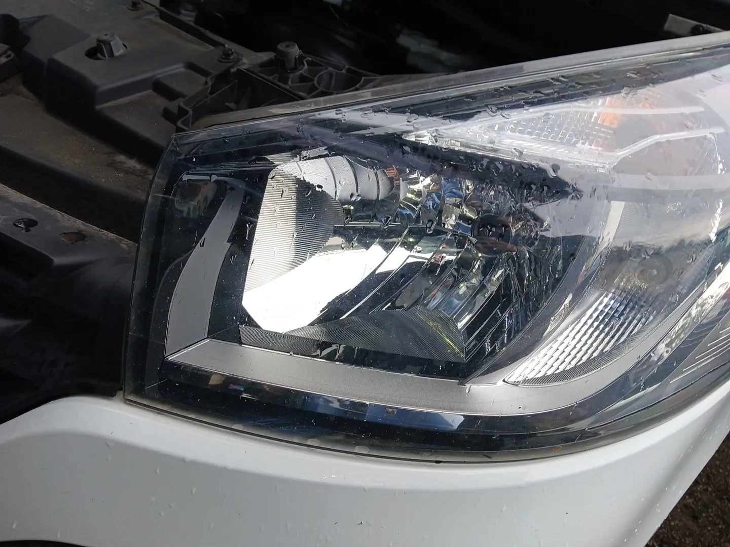 Frente Completa RENAULT Trafic III (FG_) Imagem-0