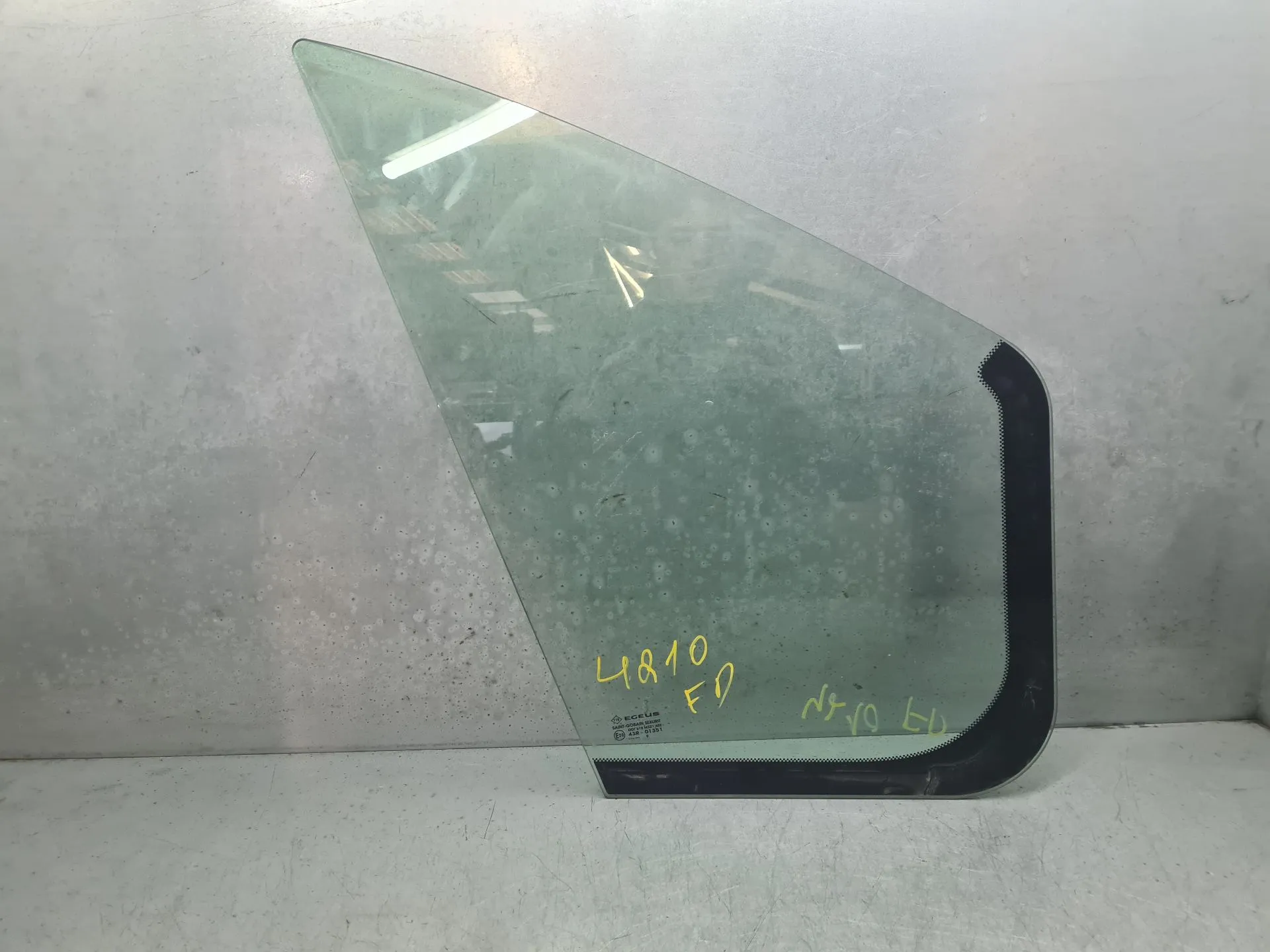 Vitre triangulaire avant Droite RENAULT Trafic III (FG_)