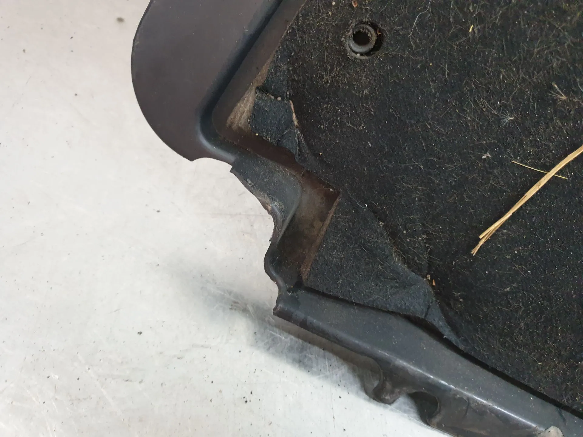 Blindaje inferior del motor RENAULT Grand Scénic III (JZ0/1_) Imagem-2