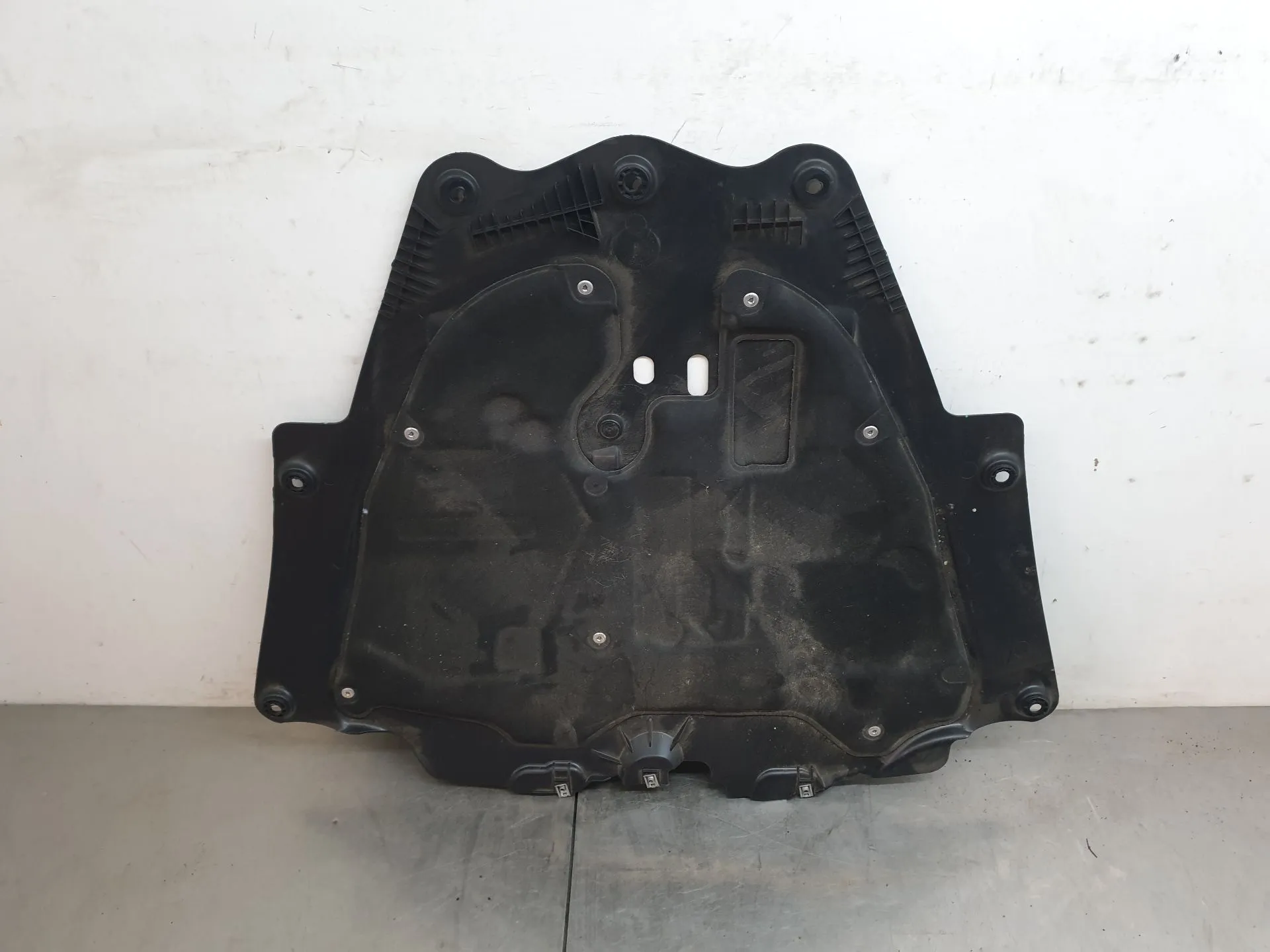 Engine underbody shielding DACIA Sandero III Imagem-1