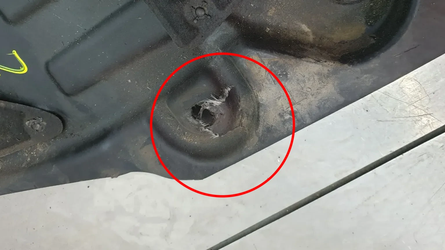 Engine underbody shielding LAND ROVER Range Rover Evoque (L538) Imagem-7