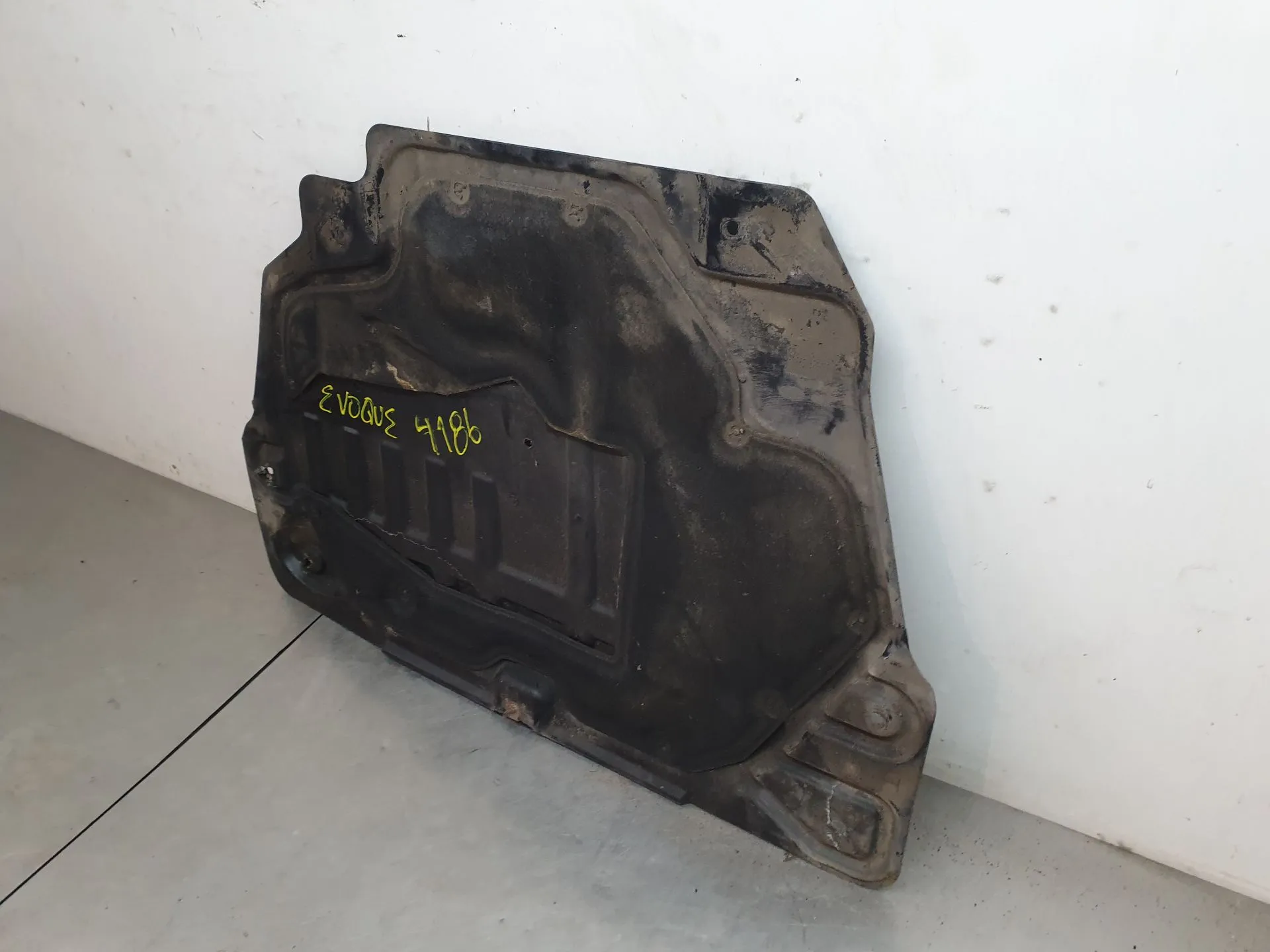 Engine underbody shielding LAND ROVER Range Rover Evoque (L538) Imagem-2