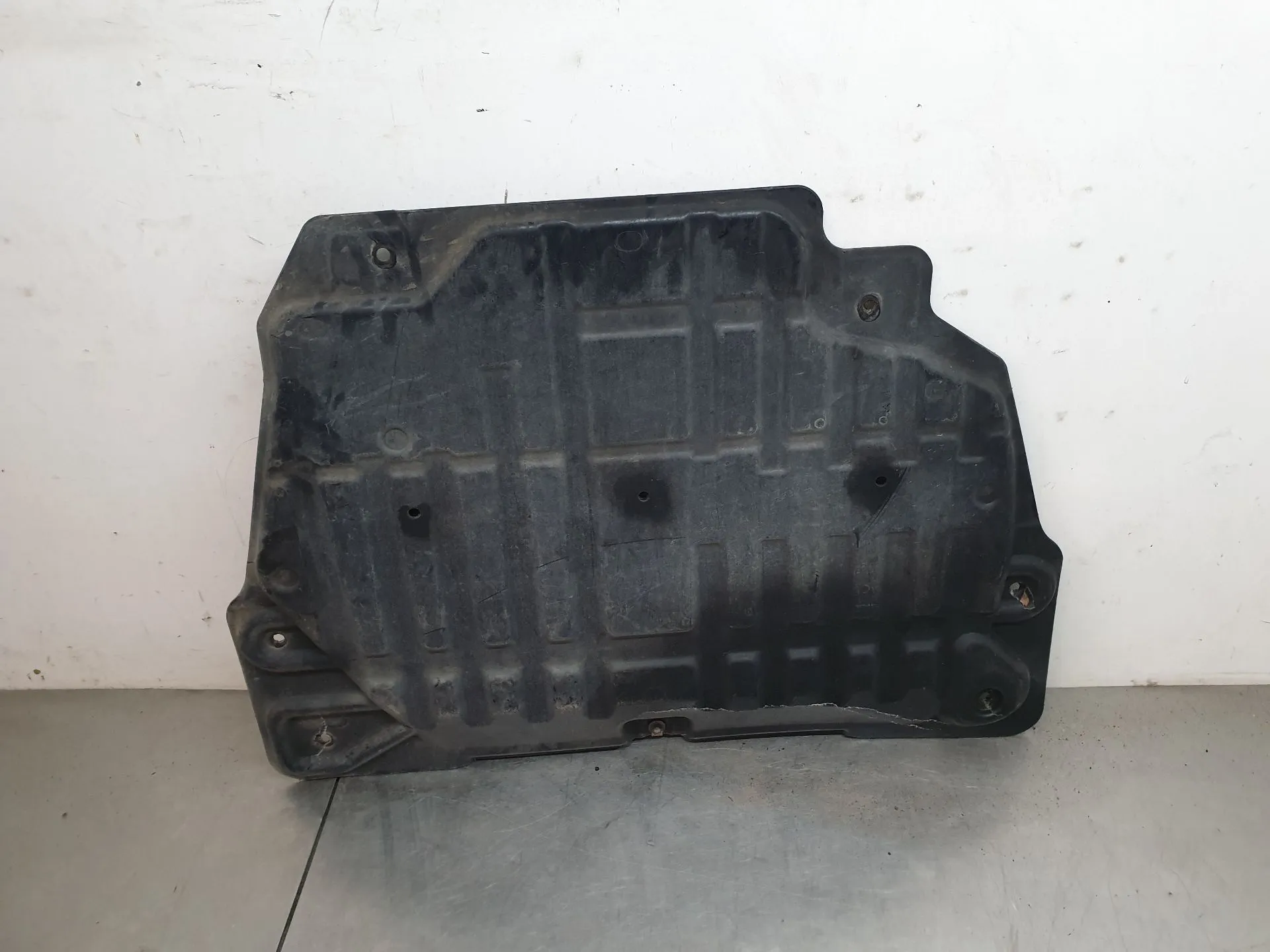Engine underbody shielding LAND ROVER Range Rover Evoque (L538) Imagem-3