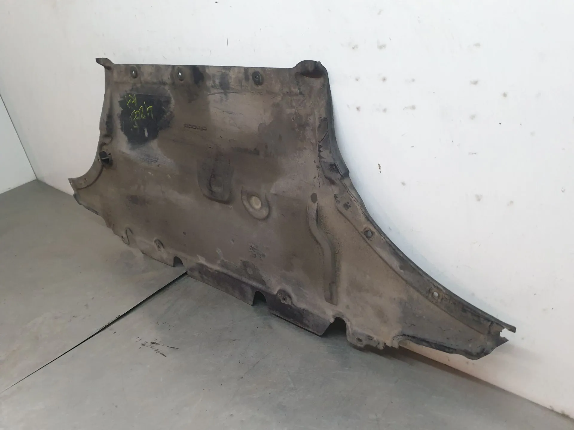 Engine underbody shielding AUDI A4 Avant (8K5, B8) Imagem-2