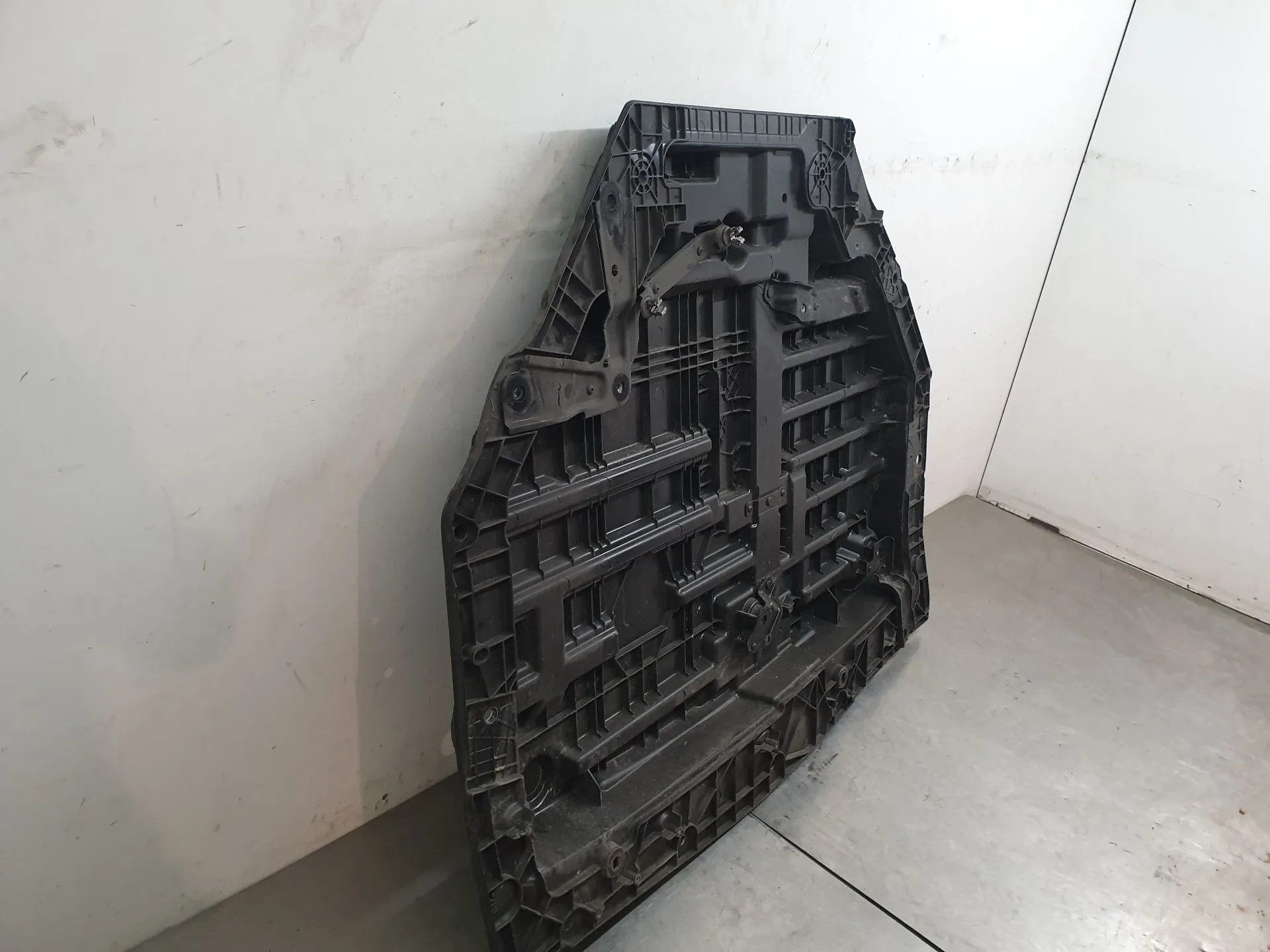 Portaruota di scorta RENAULT Megane IV Grandtour (K9A/M_) Imagem-1