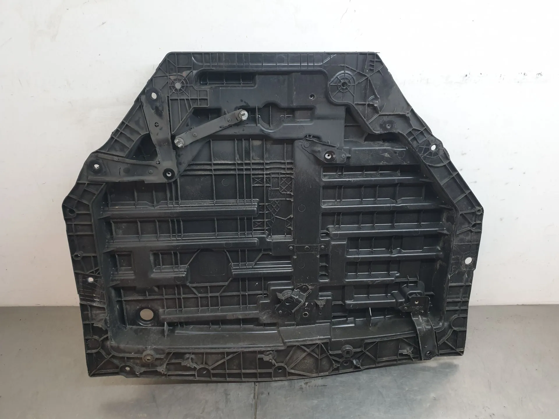 Base pneu suplente RENAULT Megane IV Grandtour (K9A/M_)