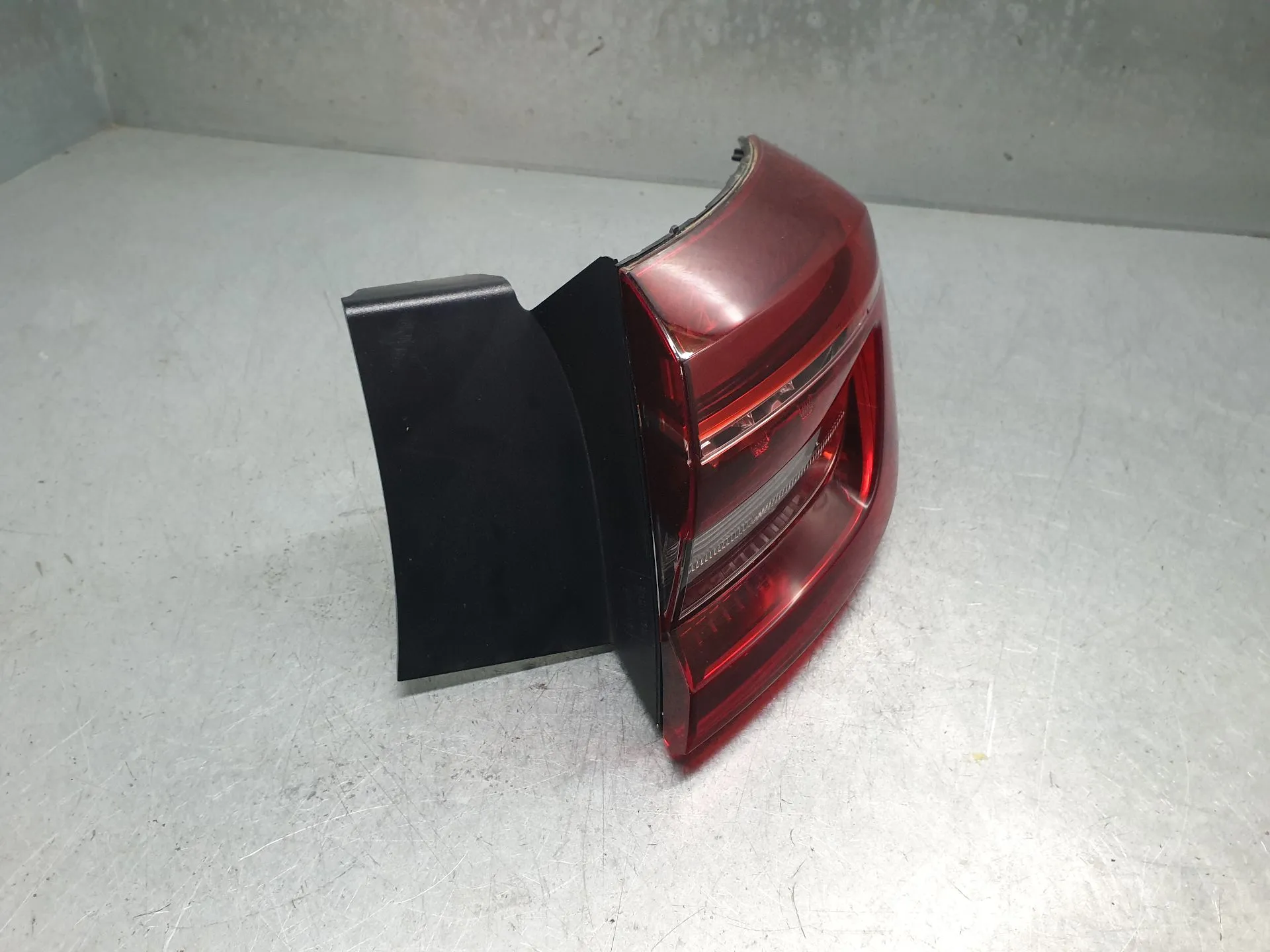 Feu arrière Droite RENAULT Clio V (BF_) Imagem-2