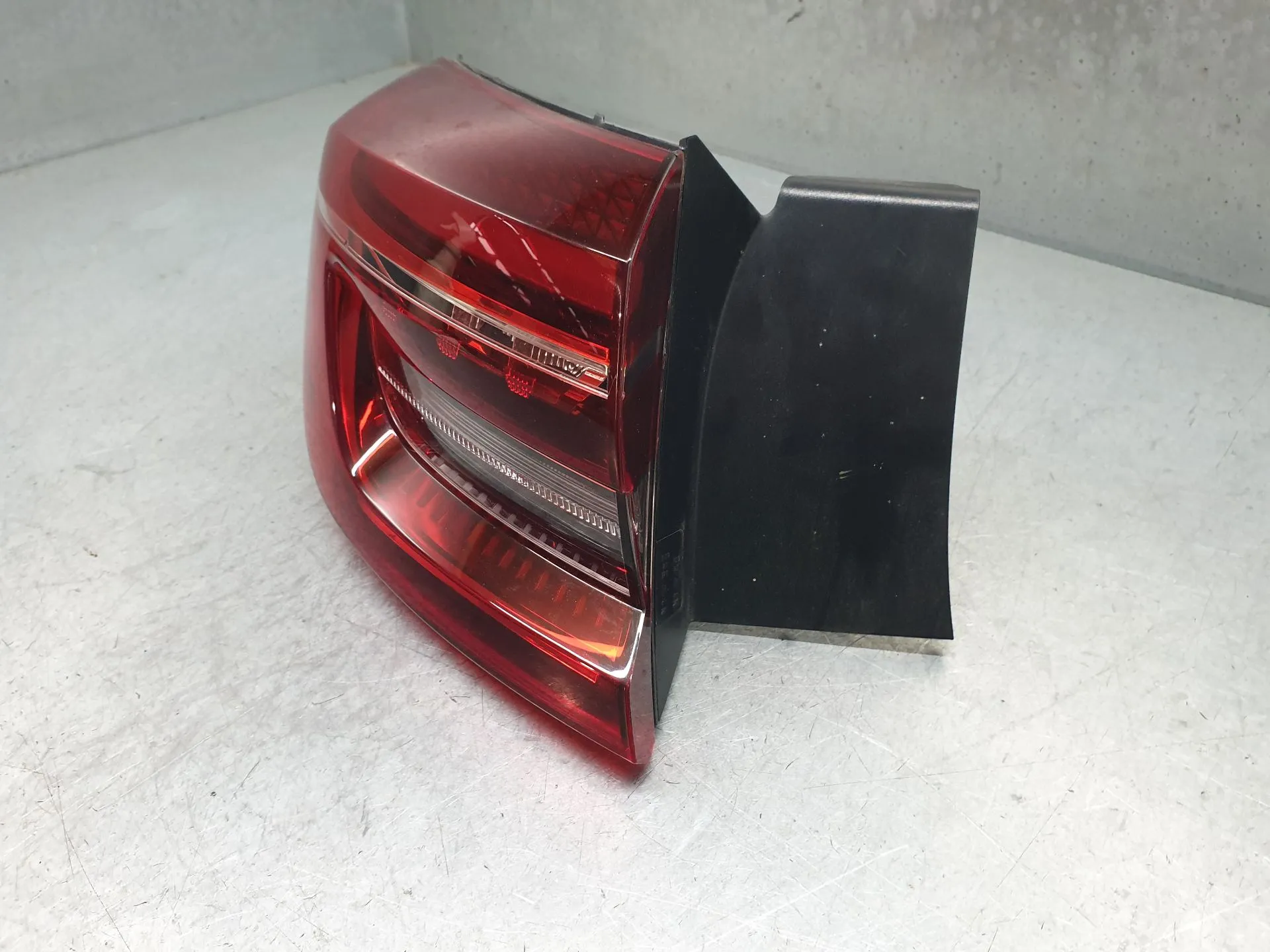 Feu arrière Gauche RENAULT Clio V (BF_) Imagem-2