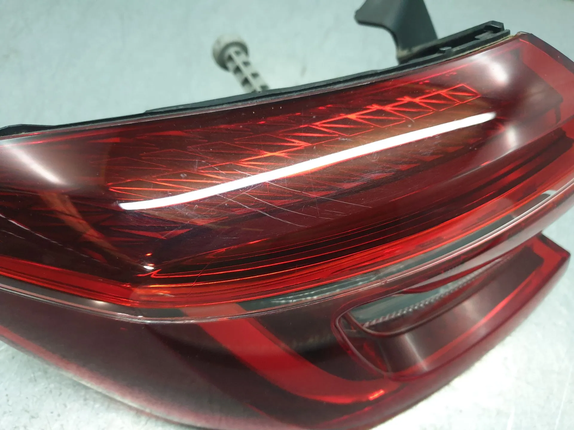 Feu arrière Gauche RENAULT Clio V (BF_) Imagem-4