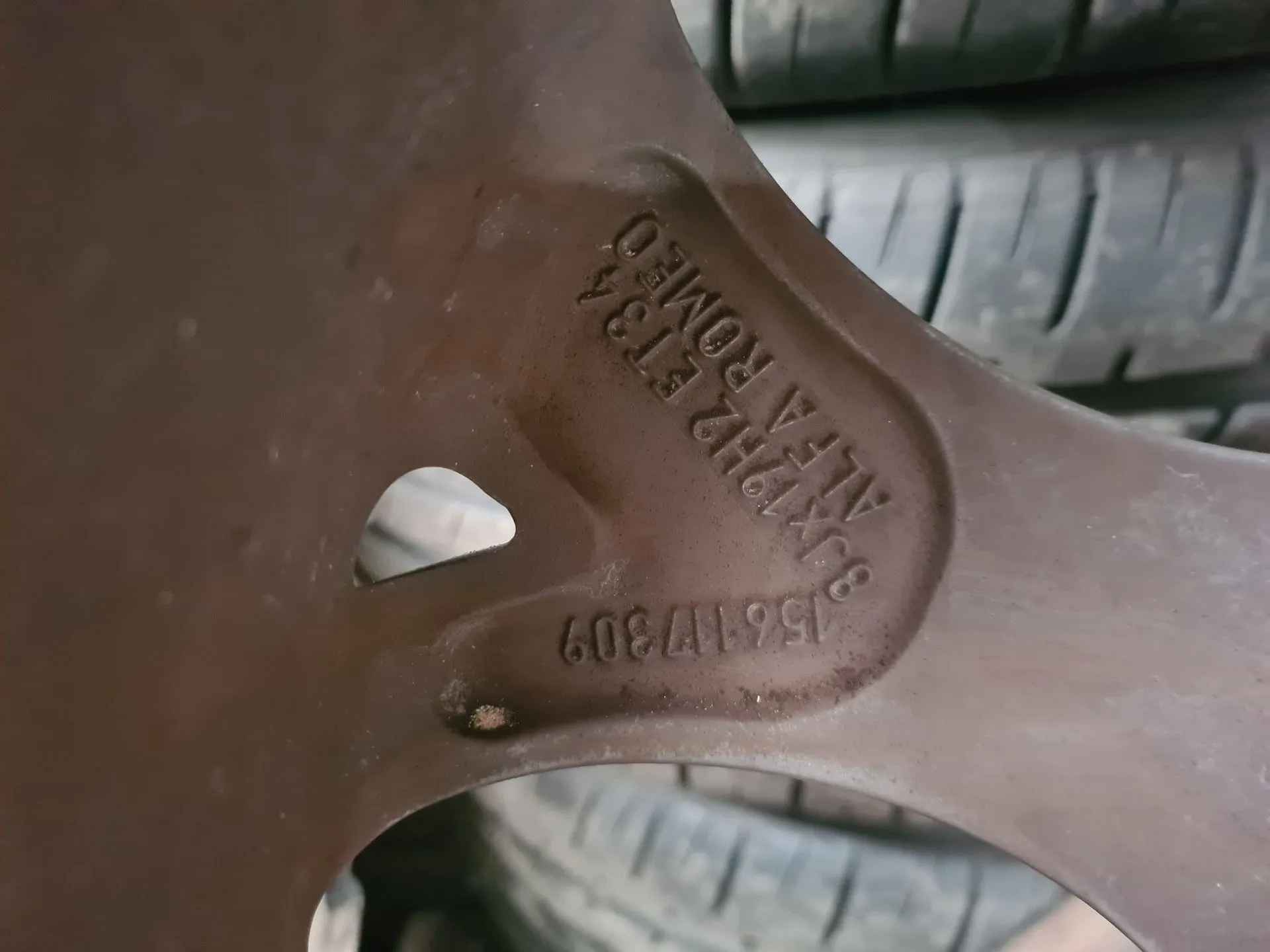 Cerchio Anteriore Destro ALFA ROMEO Stelvio (949_) Imagem-2