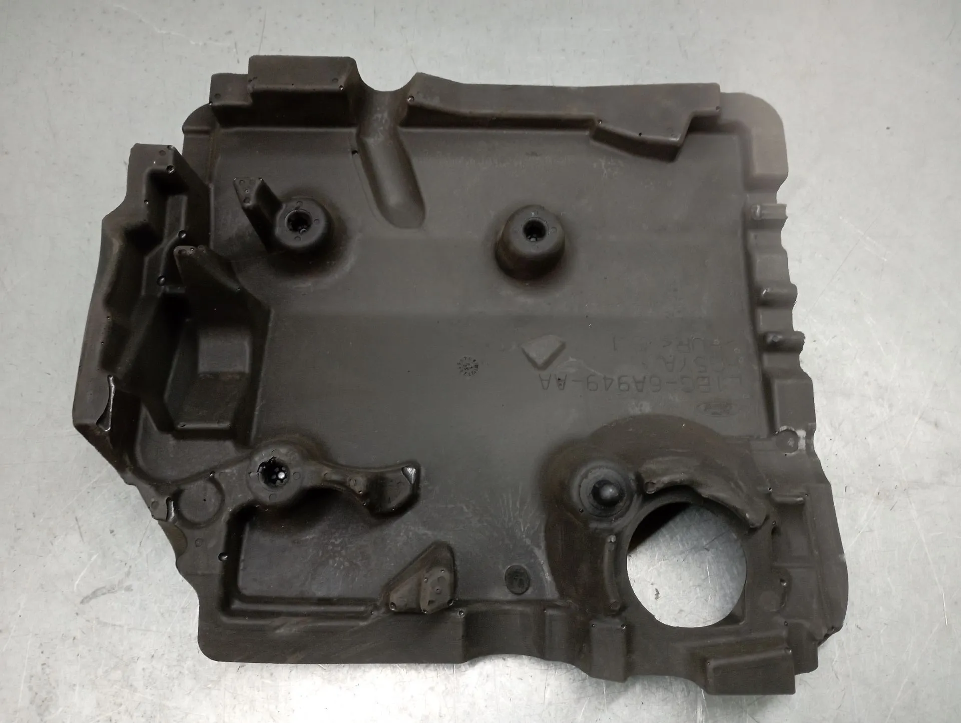 Engine cover FORD Fiesta VII (HJ, HF) Imagem-1