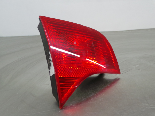 Left Tailgate light  AUDI A4 (8EC, B7)