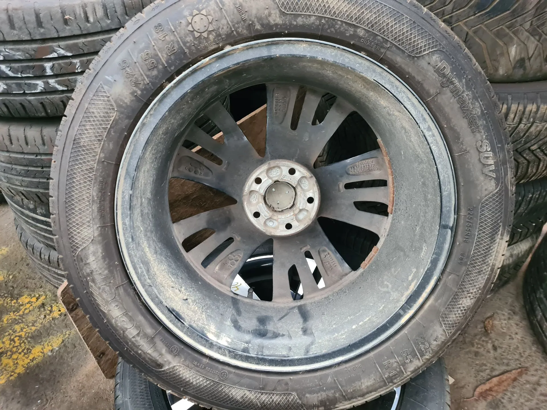 Llanta Delantera Izquierda PEUGEOT 5008 II (M_) Imagem-1