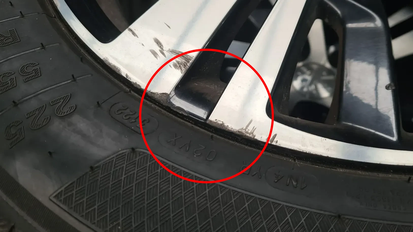 Cerchio Posteriore Sinistro PEUGEOT 5008 II (M_) Imagem-3