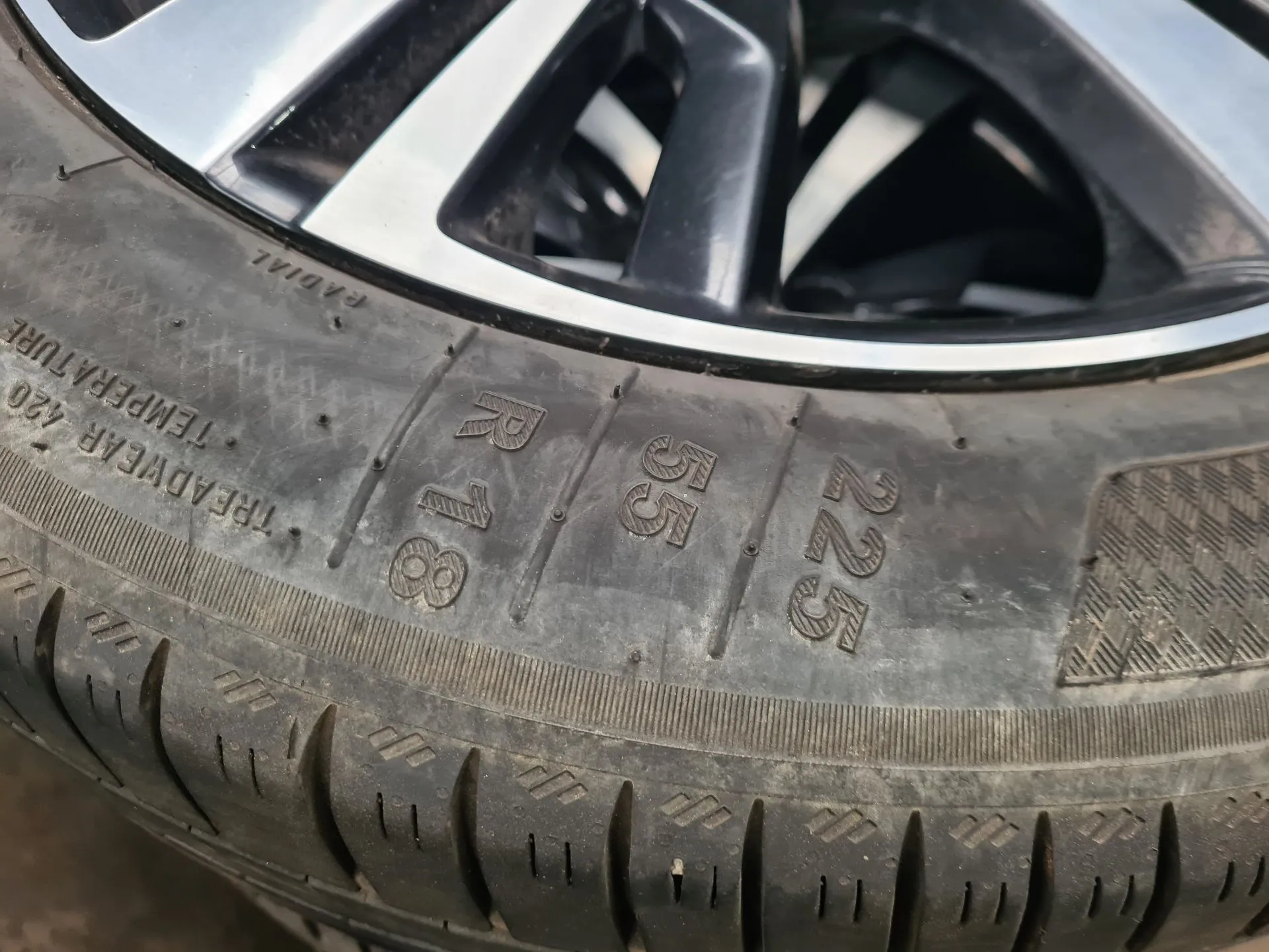 Wheel PEUGEOT 5008 II (M_) Imagem-1