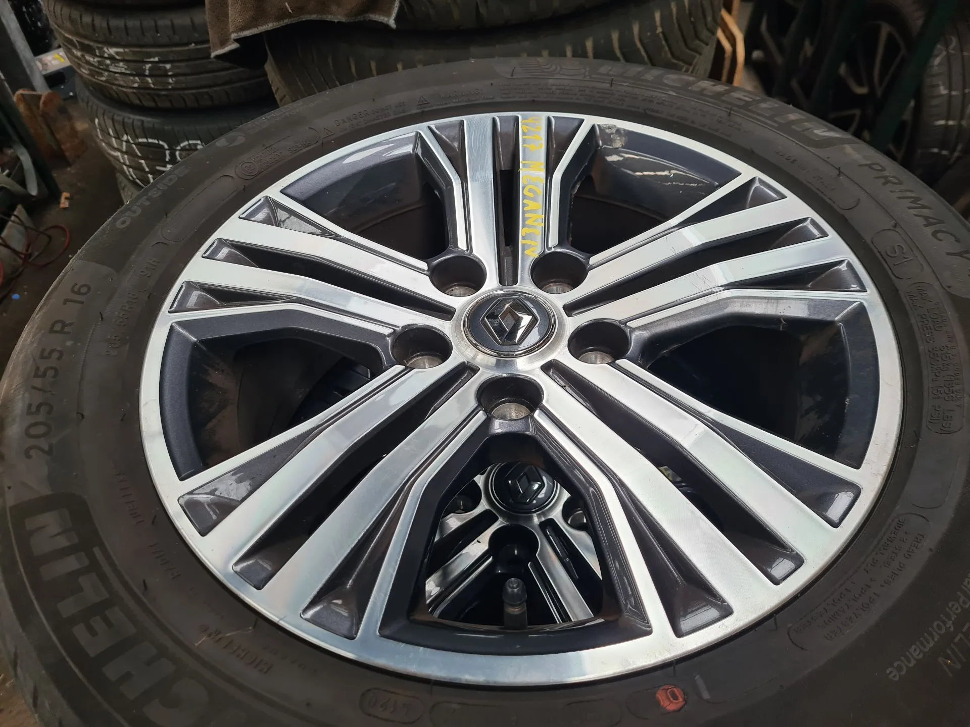 Conjunto de Jantes RENAULT Megane IV (B9A/M_) Imagem-3