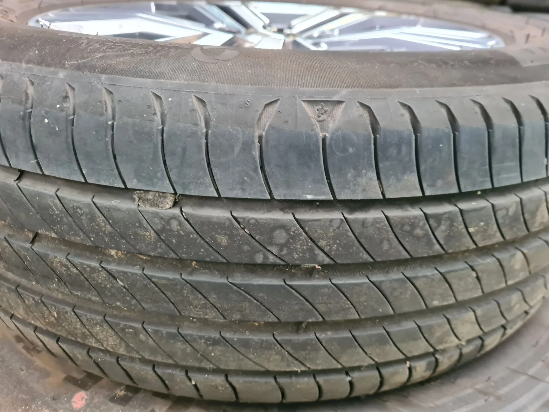 Neumático RENAULT Megane IV (B9A/M_)