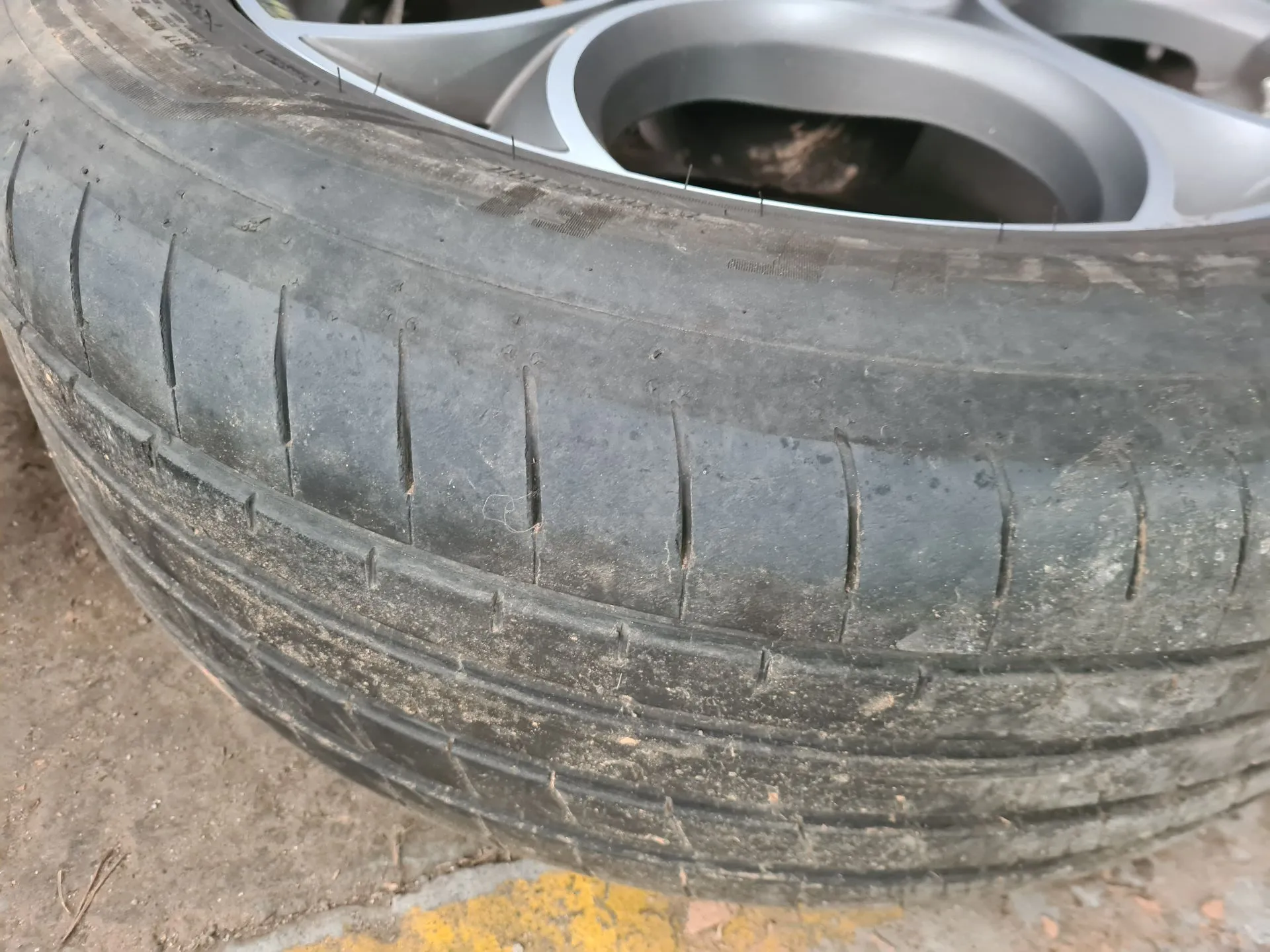 Pneu ALFA ROMEO Stelvio (949_)