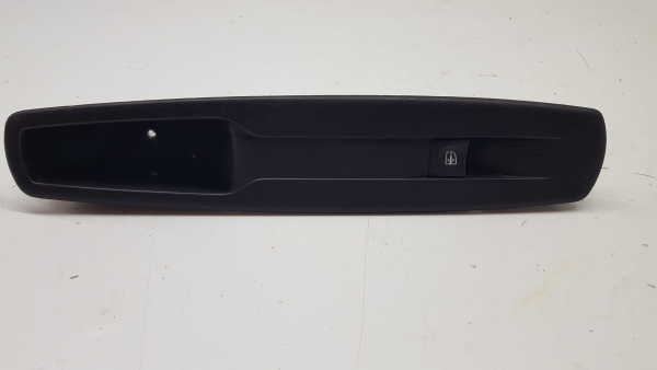 Mando / interruptor elevalunas delantero derecho RENAULT Megane III (BZ0_)