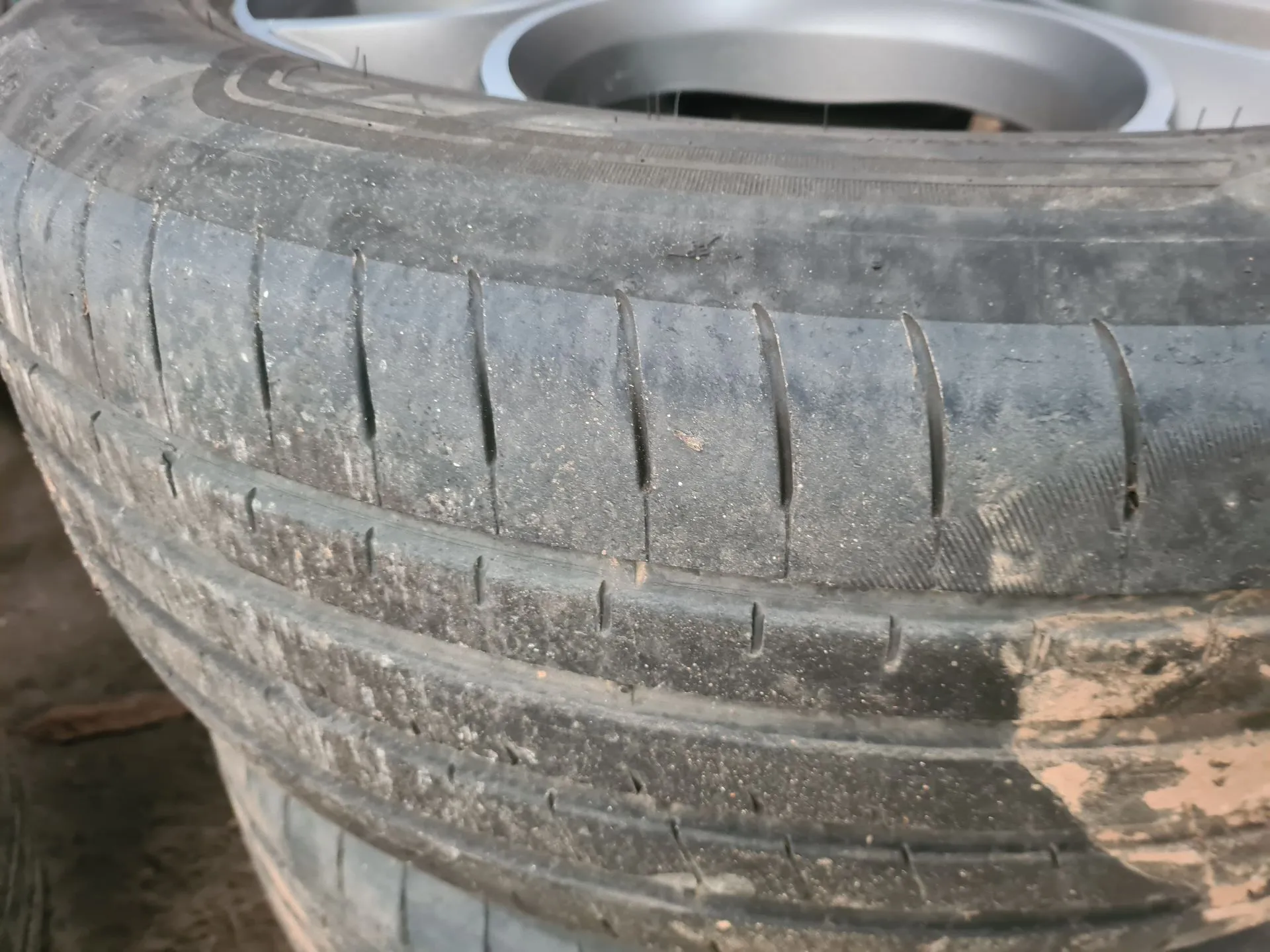 Pneu ALFA ROMEO Stelvio (949_)