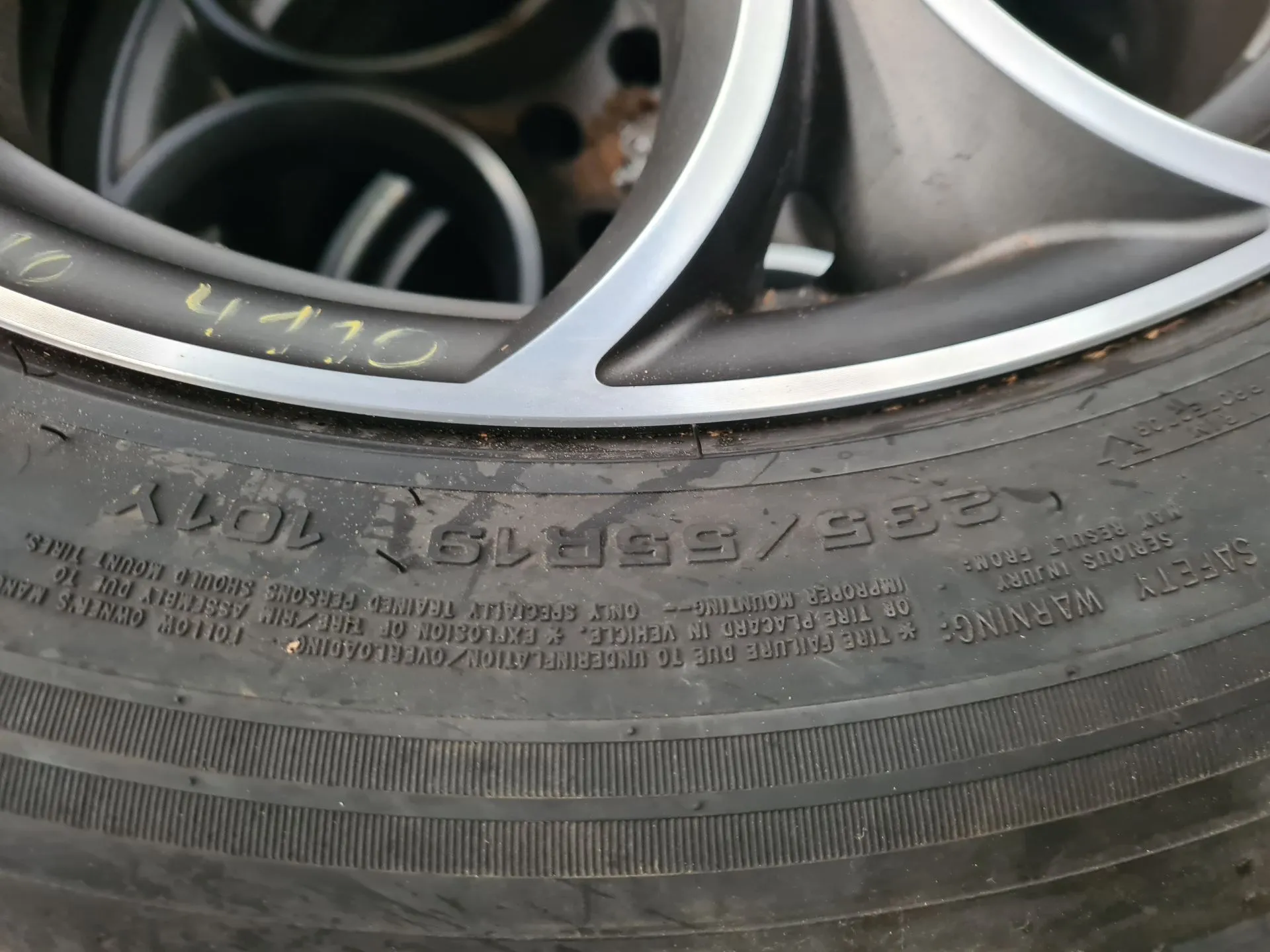 Pneumatico ALFA ROMEO Stelvio (949_) Imagem-1