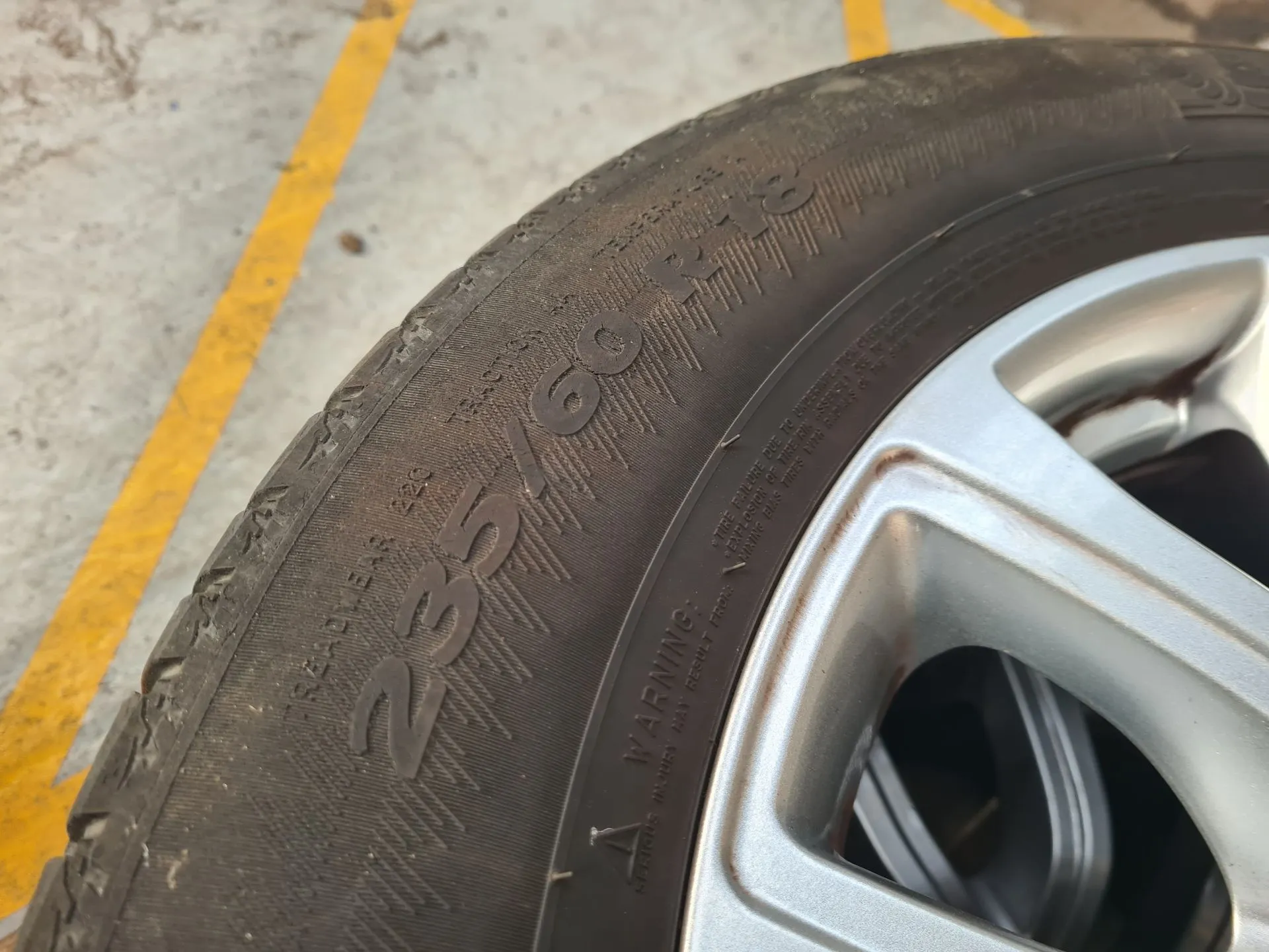 Neumático LAND ROVER Range Rover Evoque (L538) Imagem-1