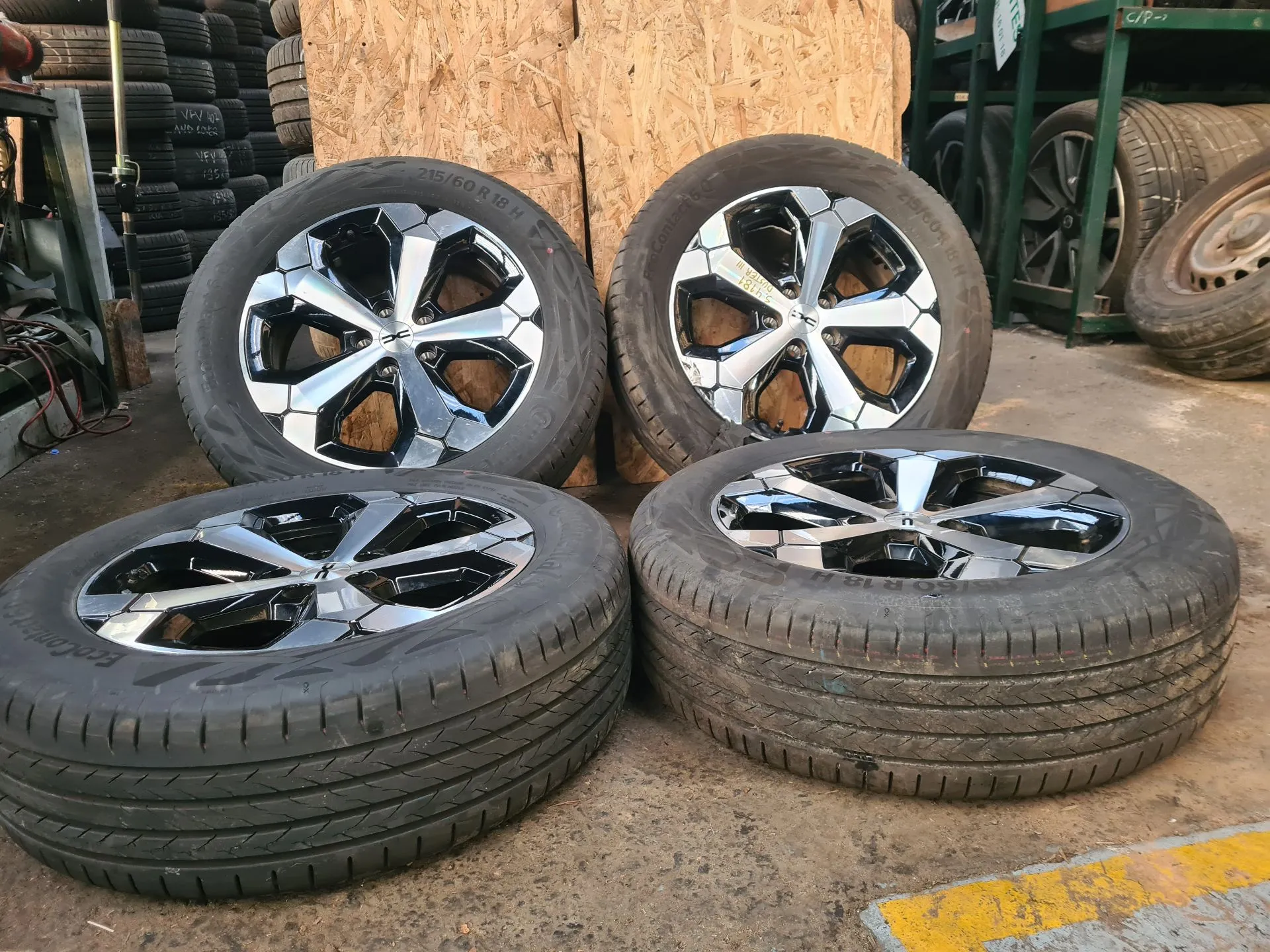 Conjunto de Jantes DACIA Duster III (P1310)