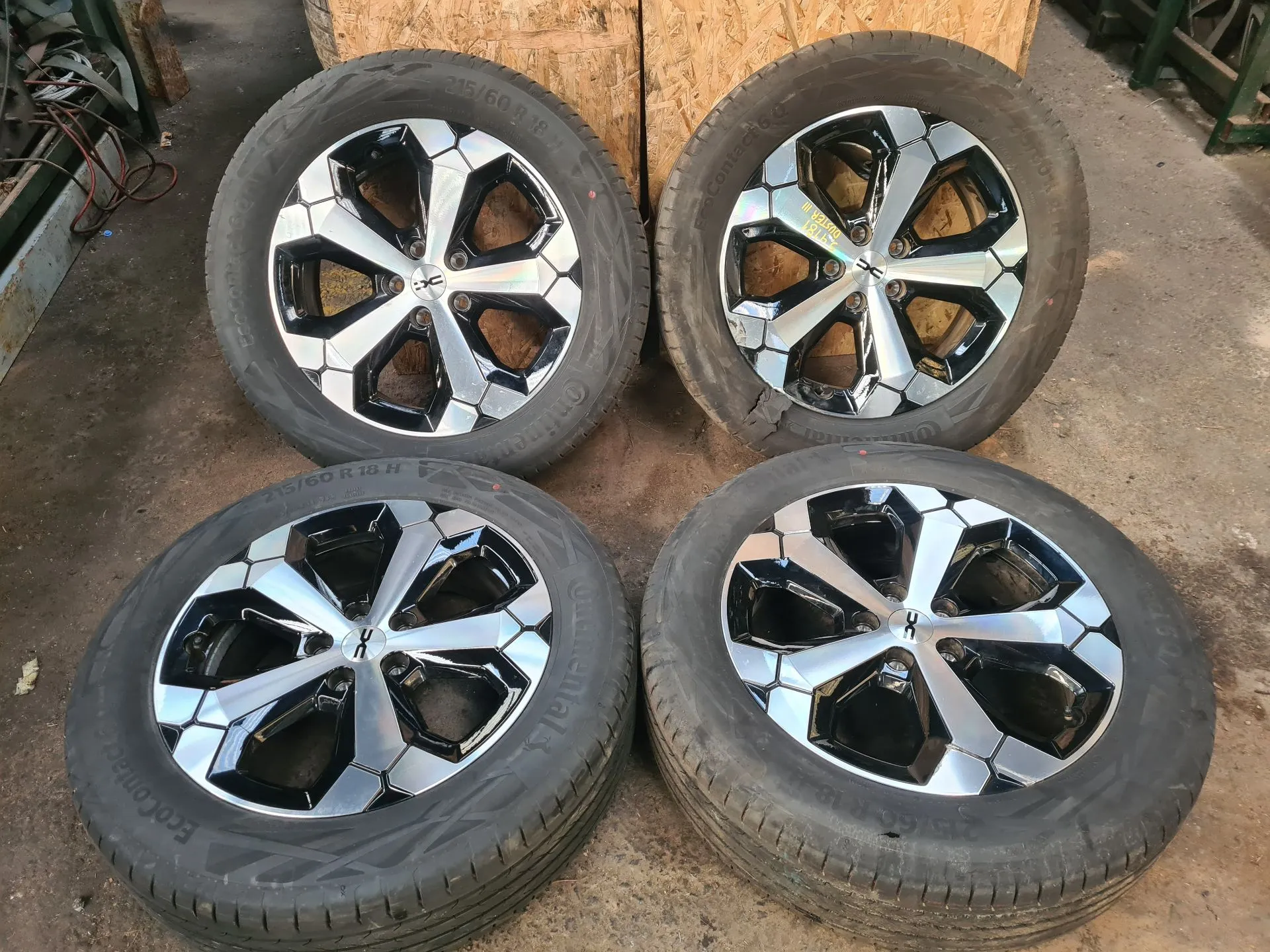 Conjunto de Jantes DACIA Duster III (P1310) Imagem-1