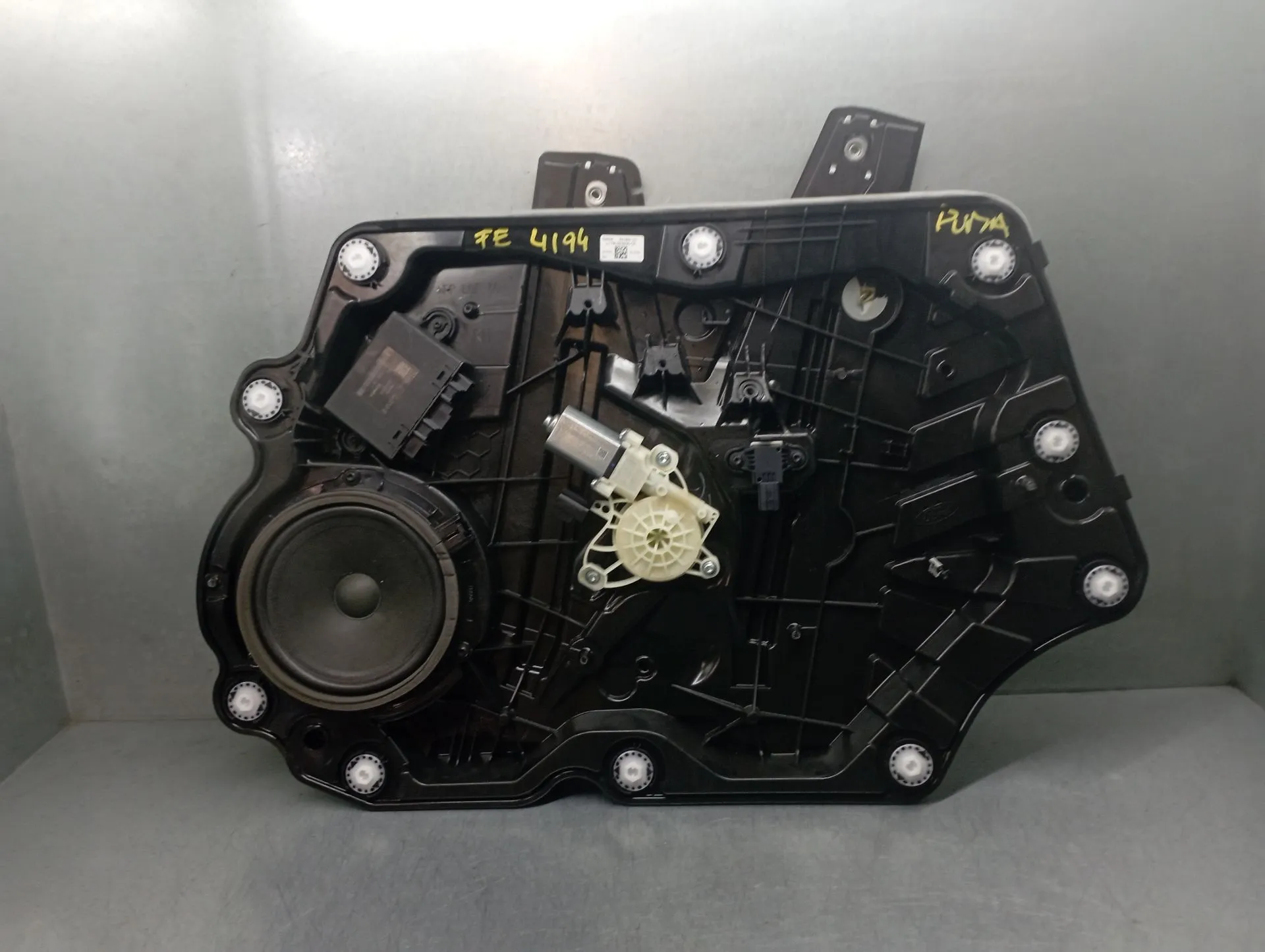 Lève-vitre avant gauche FORD Puma (J2K, CF7)